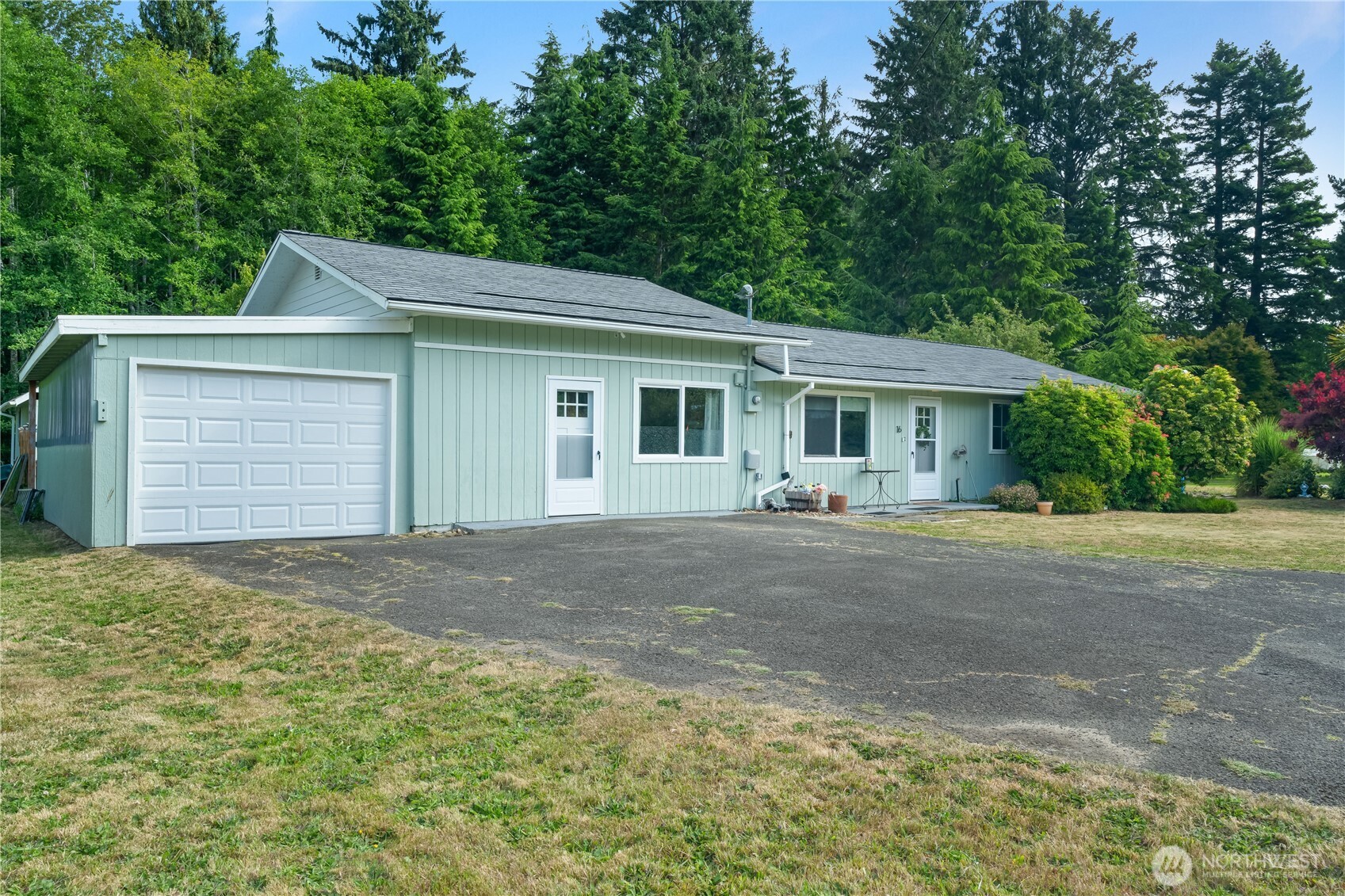 16 Harrison Street Property Photo 34