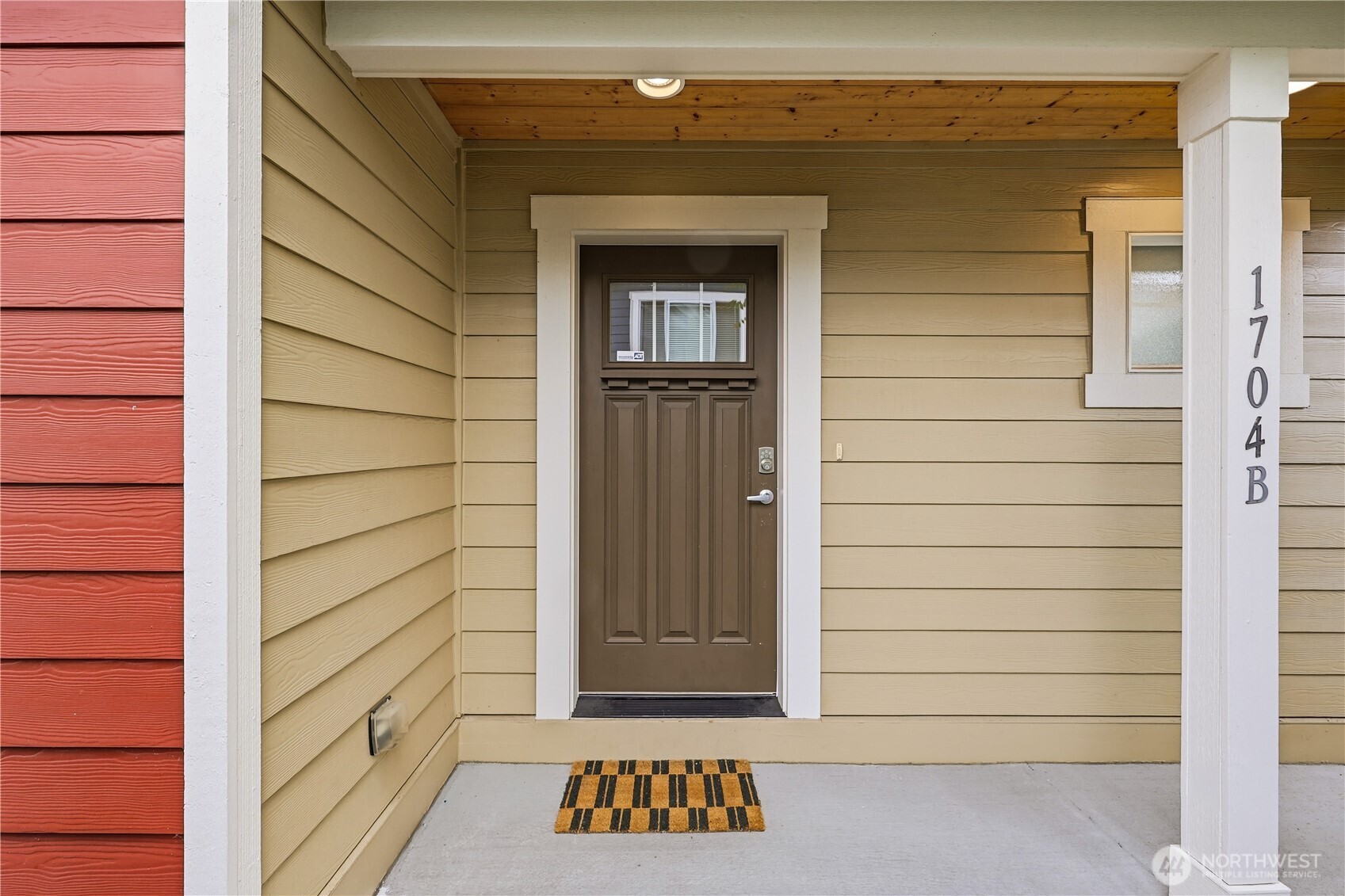 1704 156th Place B Property Photo 5