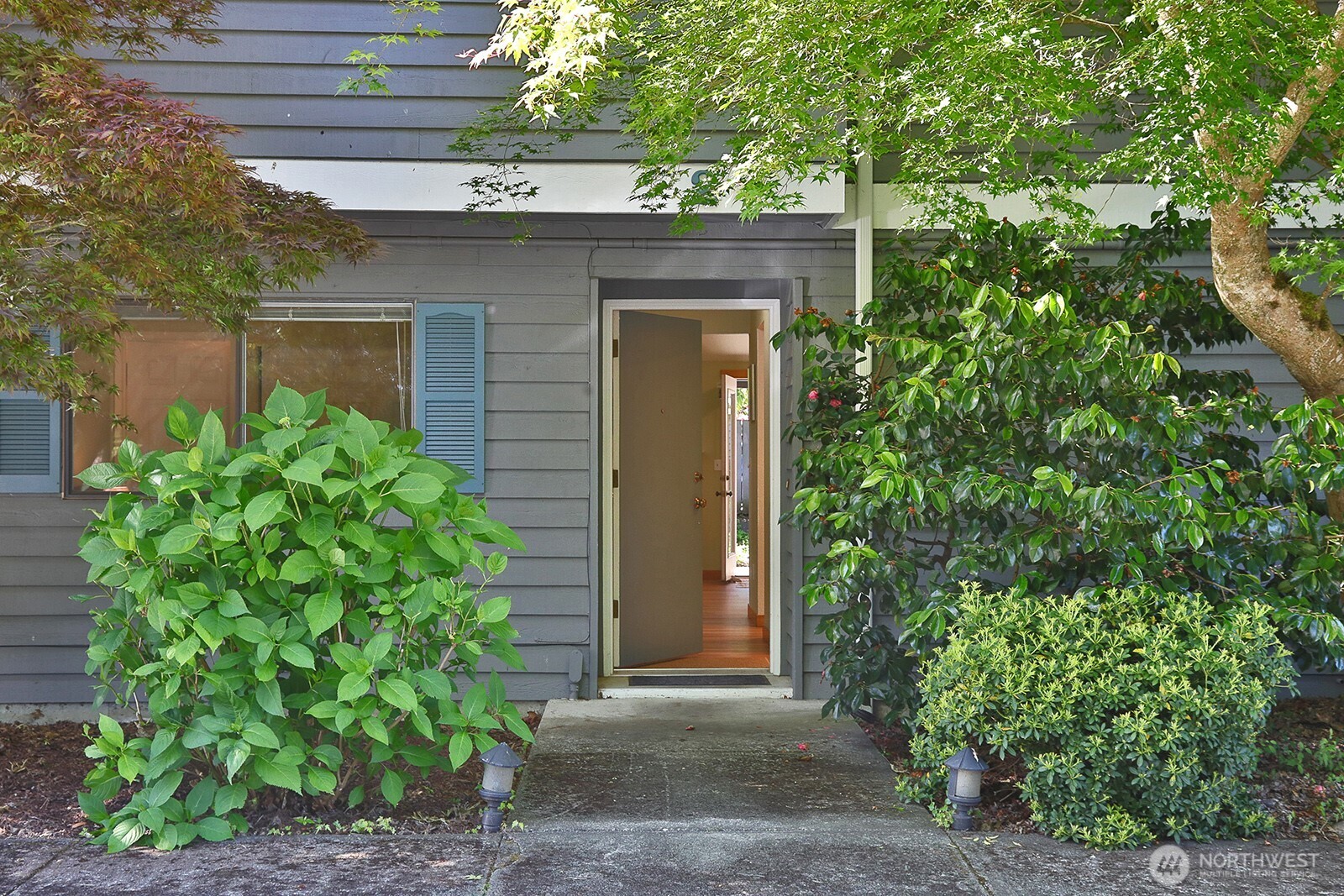137 4th Street A2 Property Photo 2