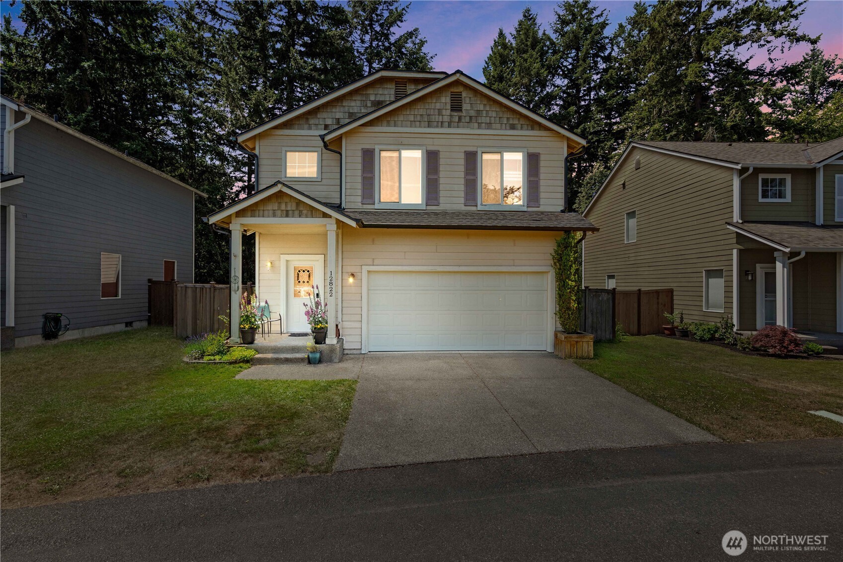 12822 159th Street Property Photo 4