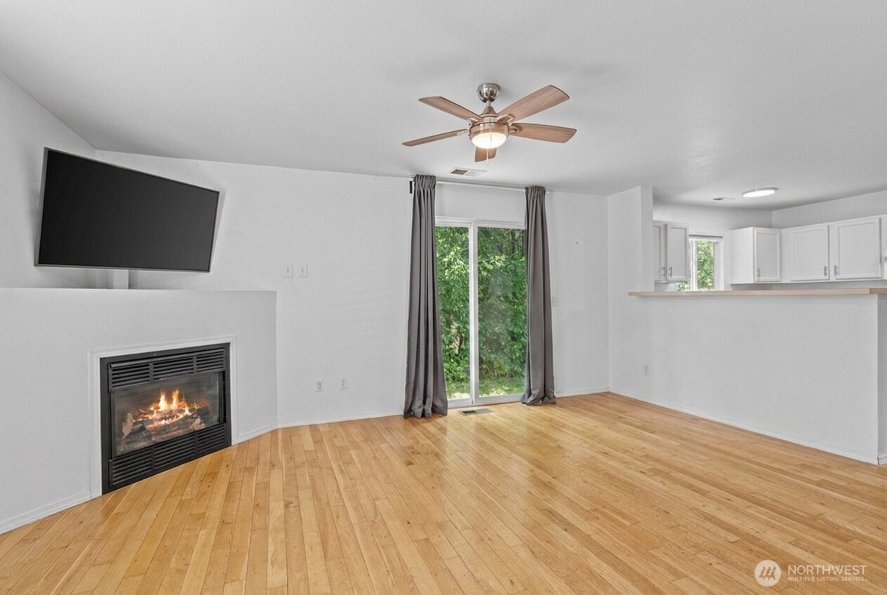 12822 159th Street Property Photo 6