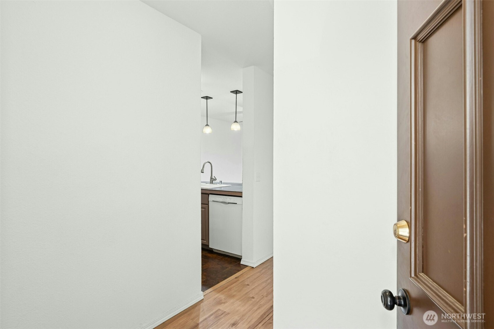 5844 Ne 75th Street A302 Property Photo 3