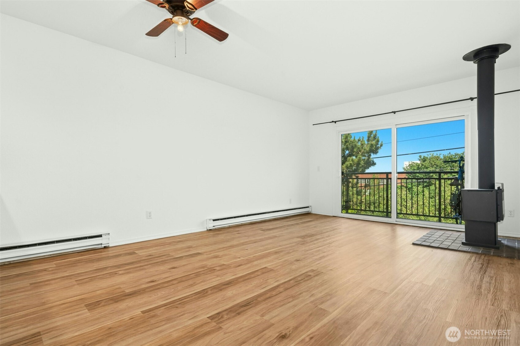 5844 Ne 75th Street A302 Property Photo 6