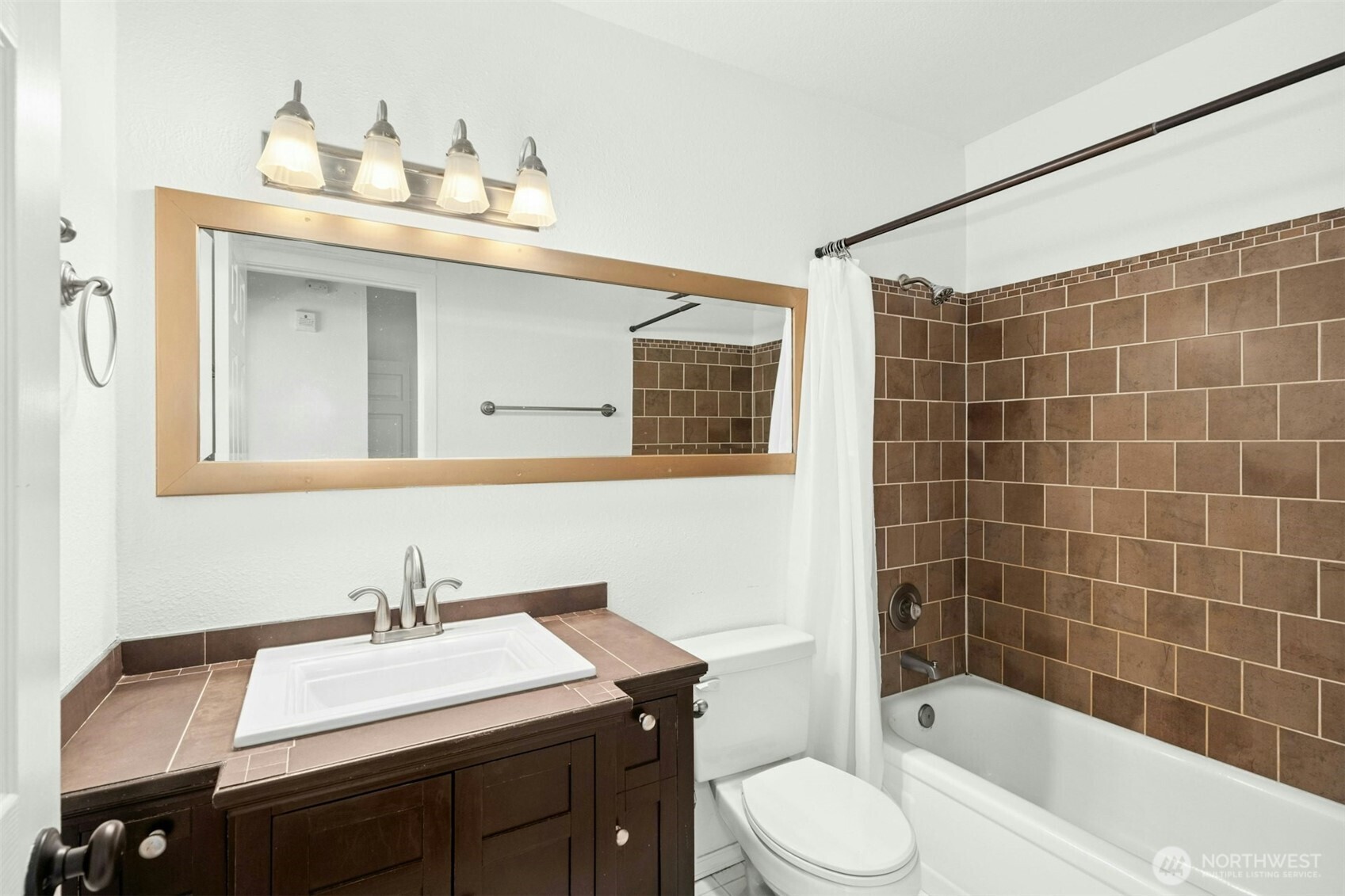 5844 Ne 75th Street A302 Property Photo 18