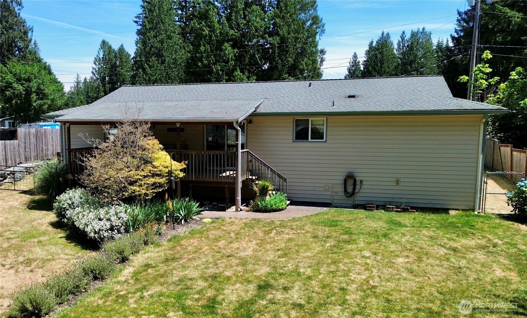 9605 208th Avenue Property Photo 25