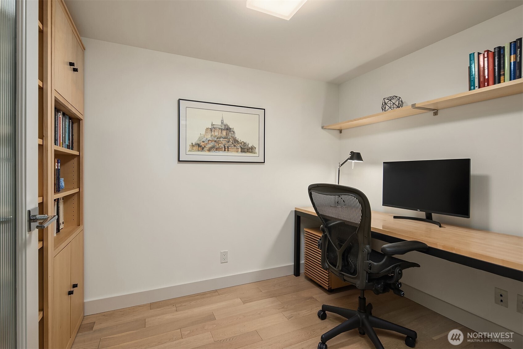 588 Bell Street 3704s Property Photo 17