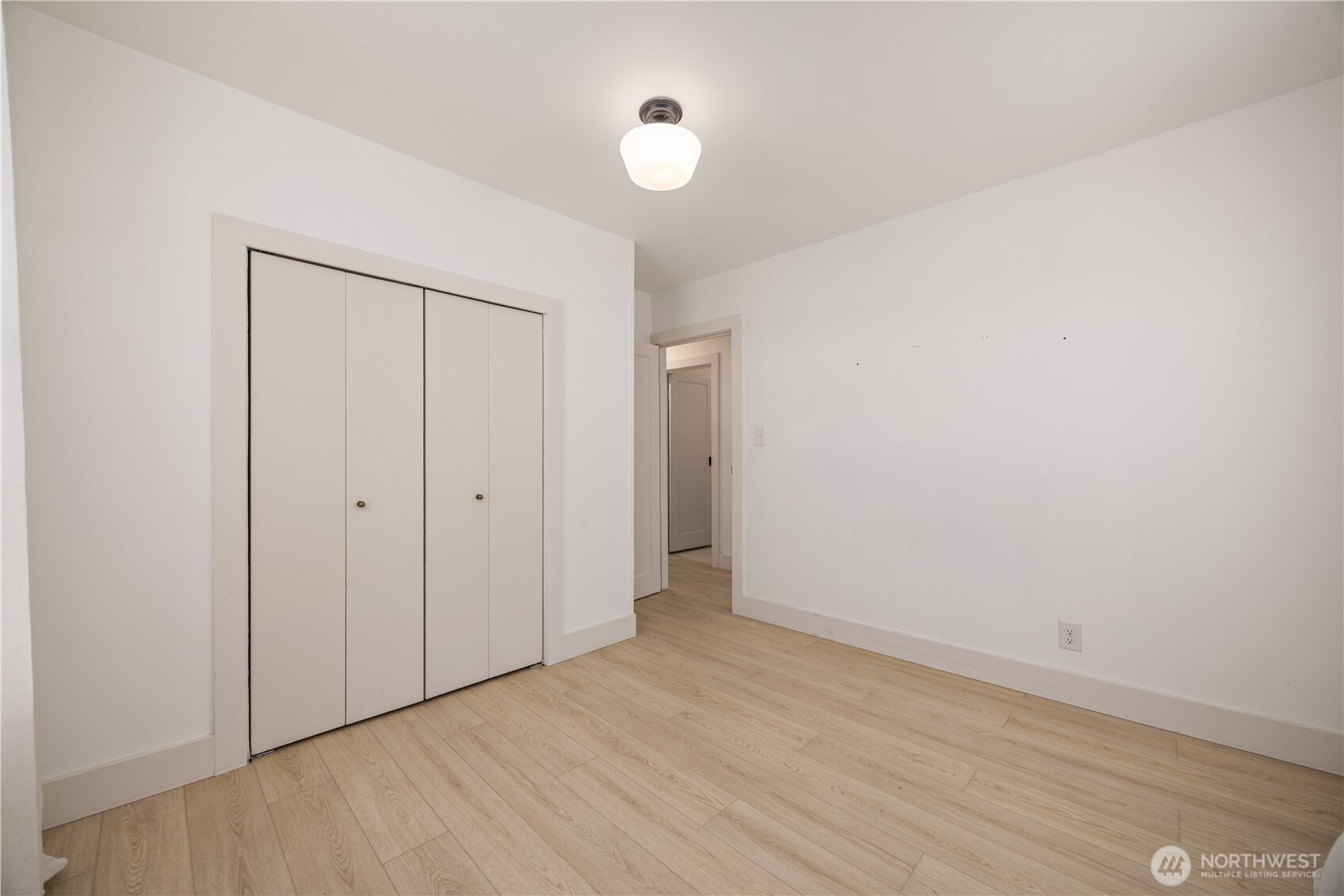 123 Chris Street Property Photo 10