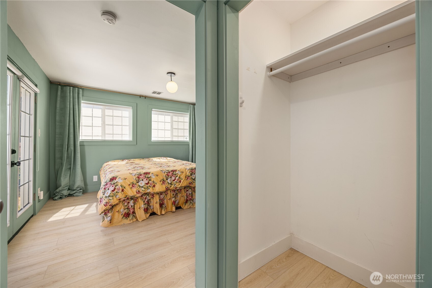 123 Chris Street Property Photo 14