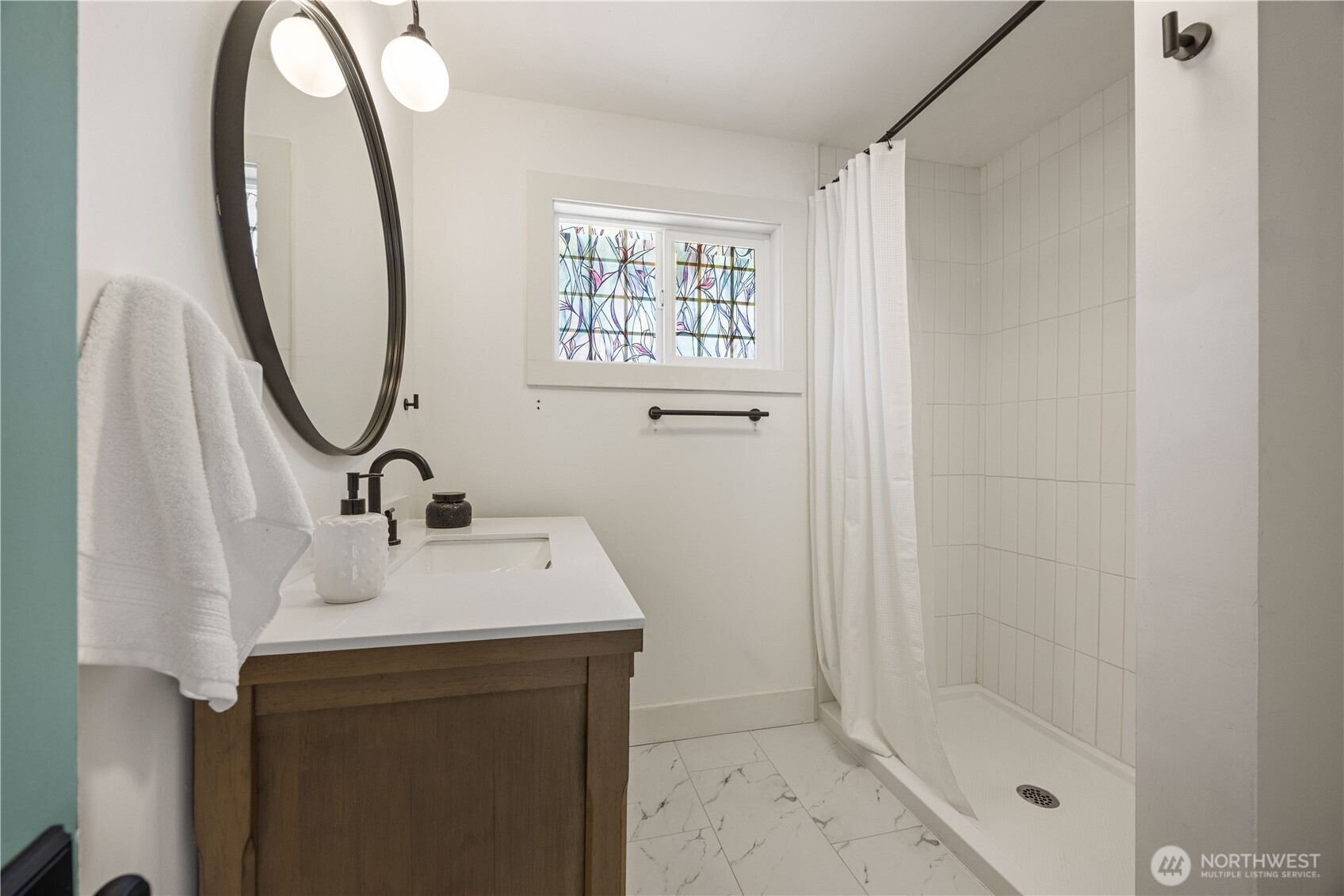 123 Chris Street Property Photo 17