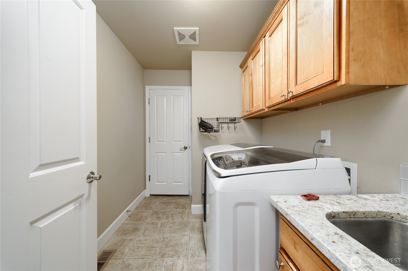 18820 Big Lake Ridge Place Property Photo 32
