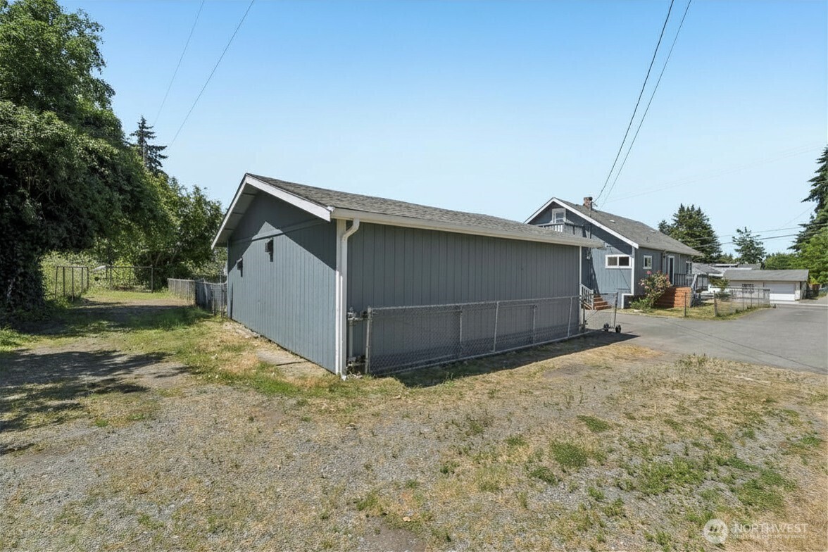 806 4th Street Property Photo 19