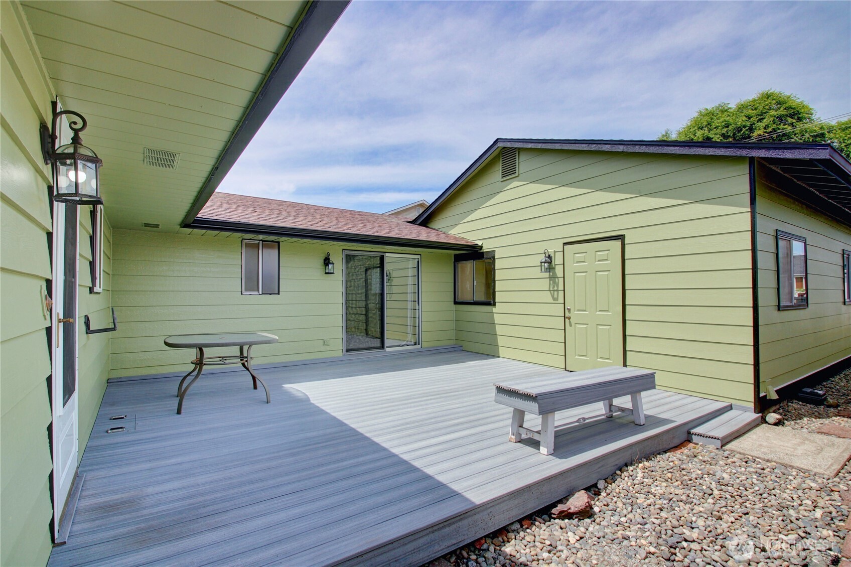 1709 2nd St Property Photo 5