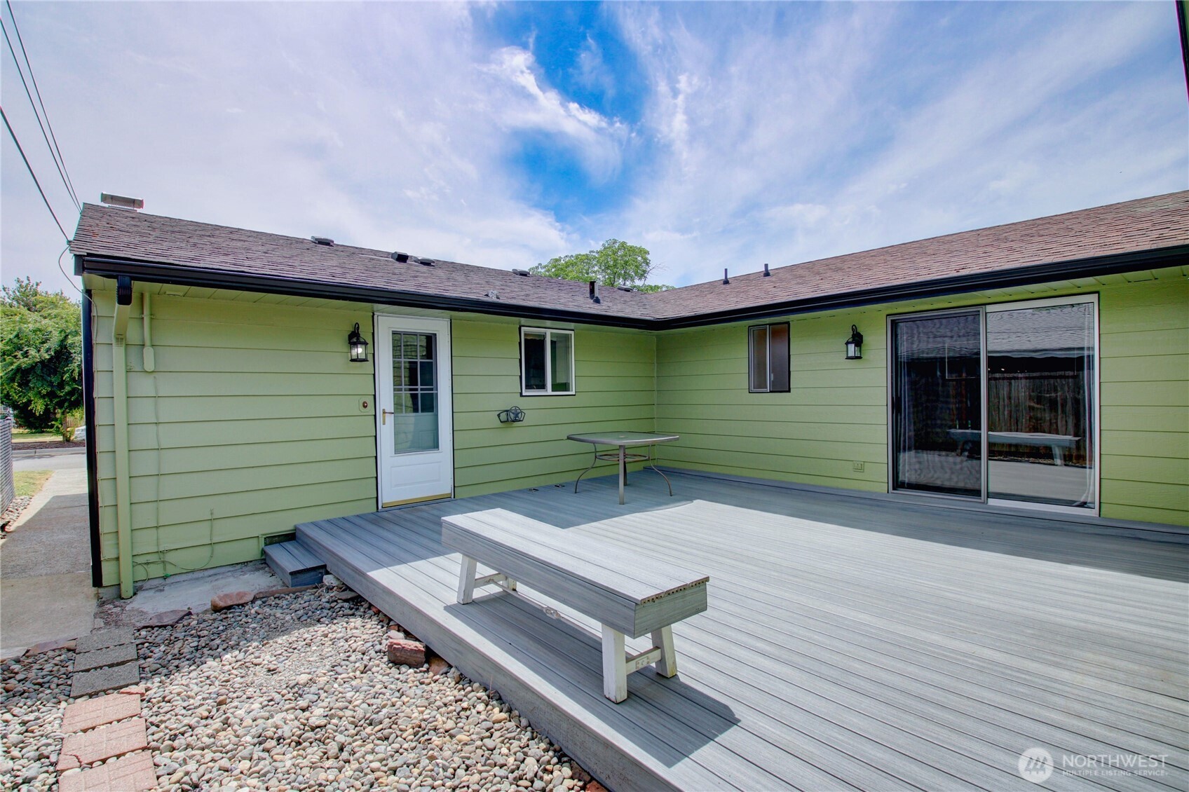 1709 2nd St Property Photo 6