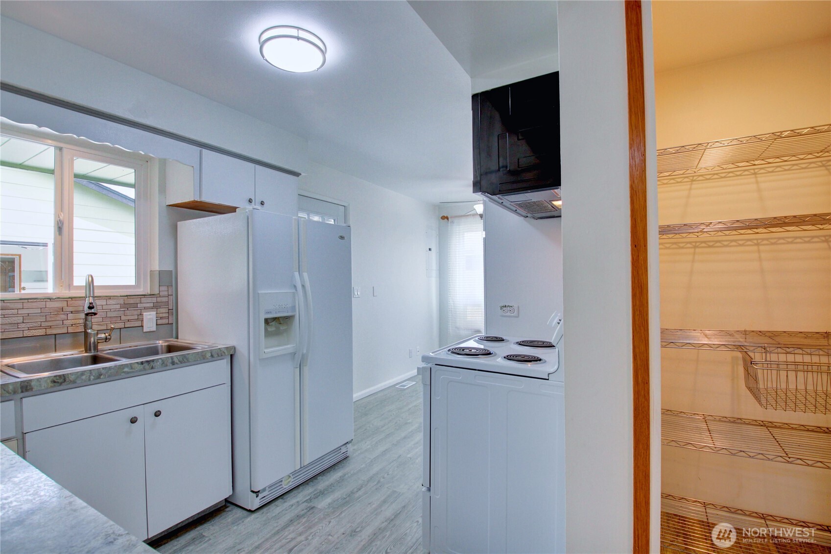 1709 2nd St Property Photo 19