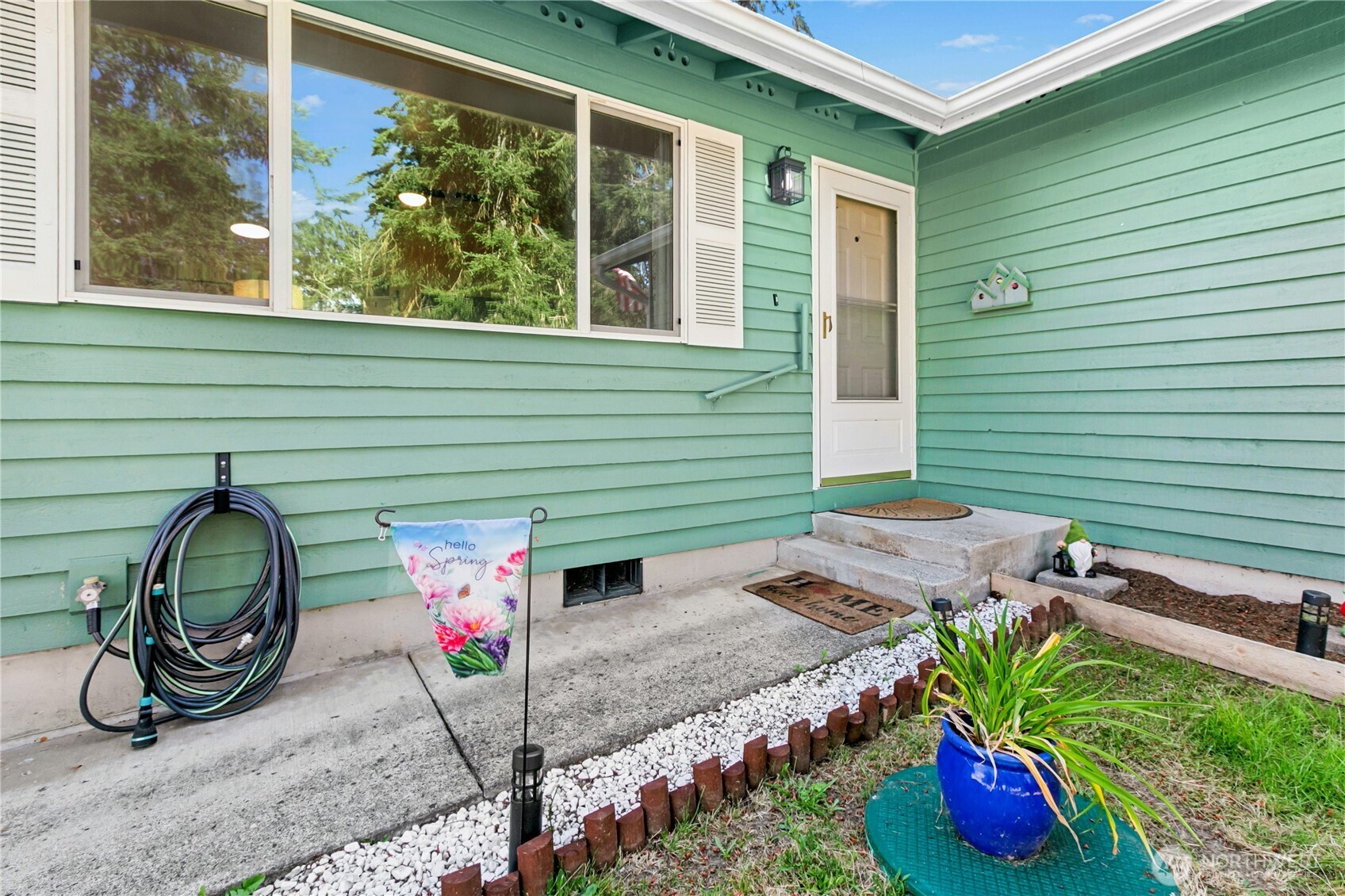 3128 Summit Boulevard Property Photo 4