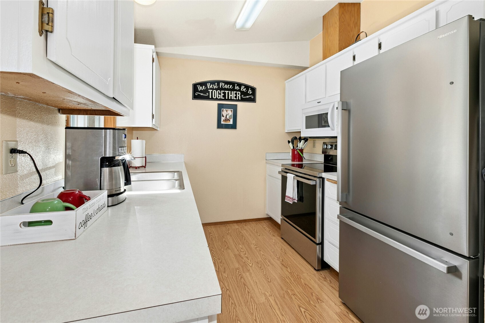 3128 Summit Boulevard Property Photo 12