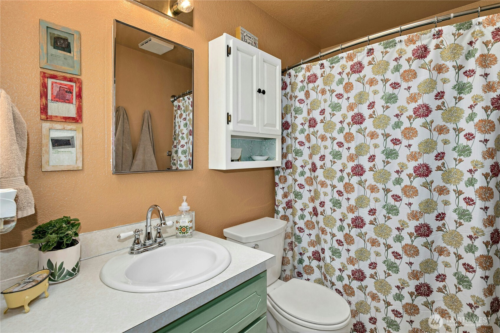 3128 Summit Boulevard Property Photo 22