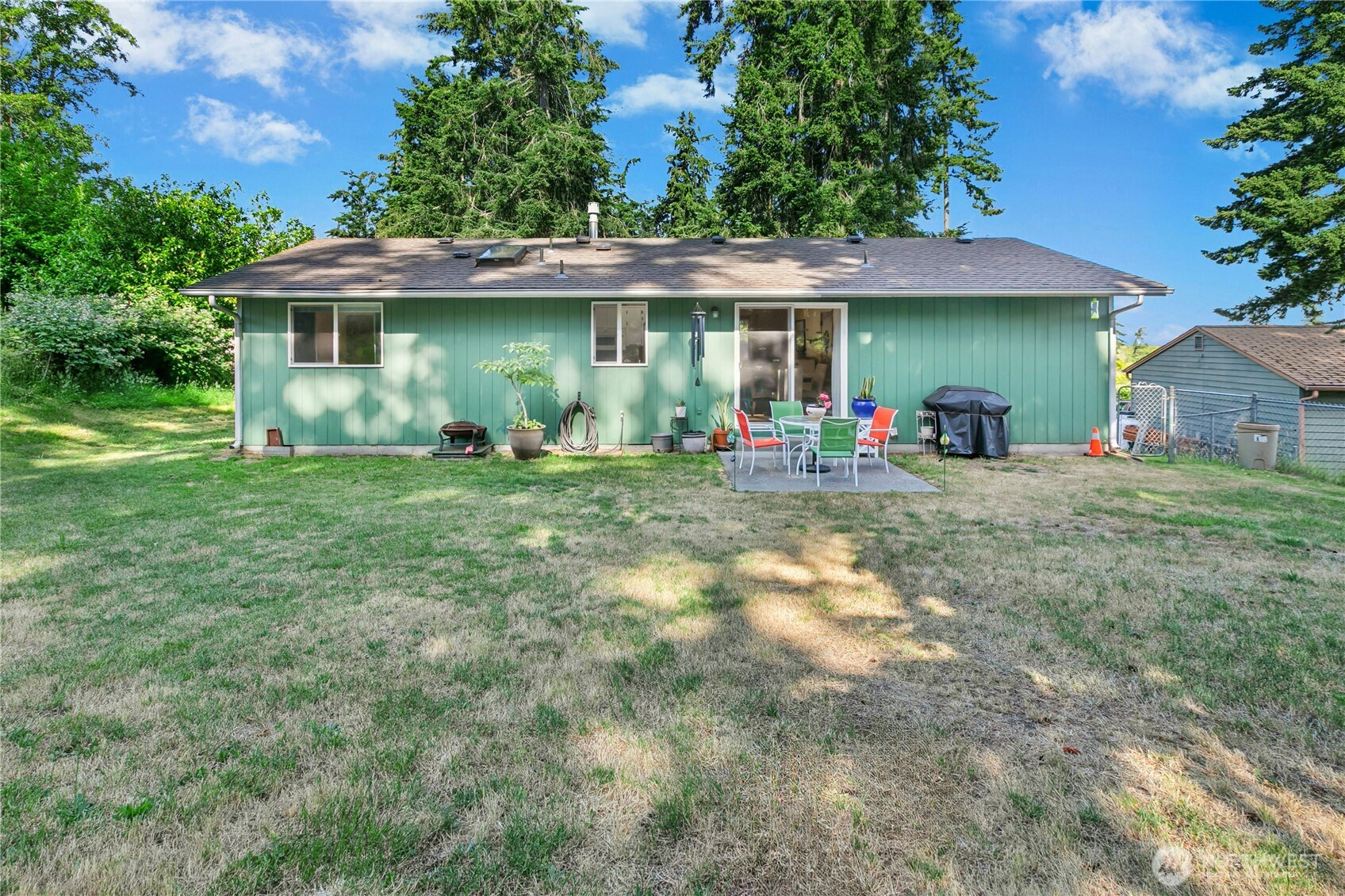 3128 Summit Boulevard Property Photo 28