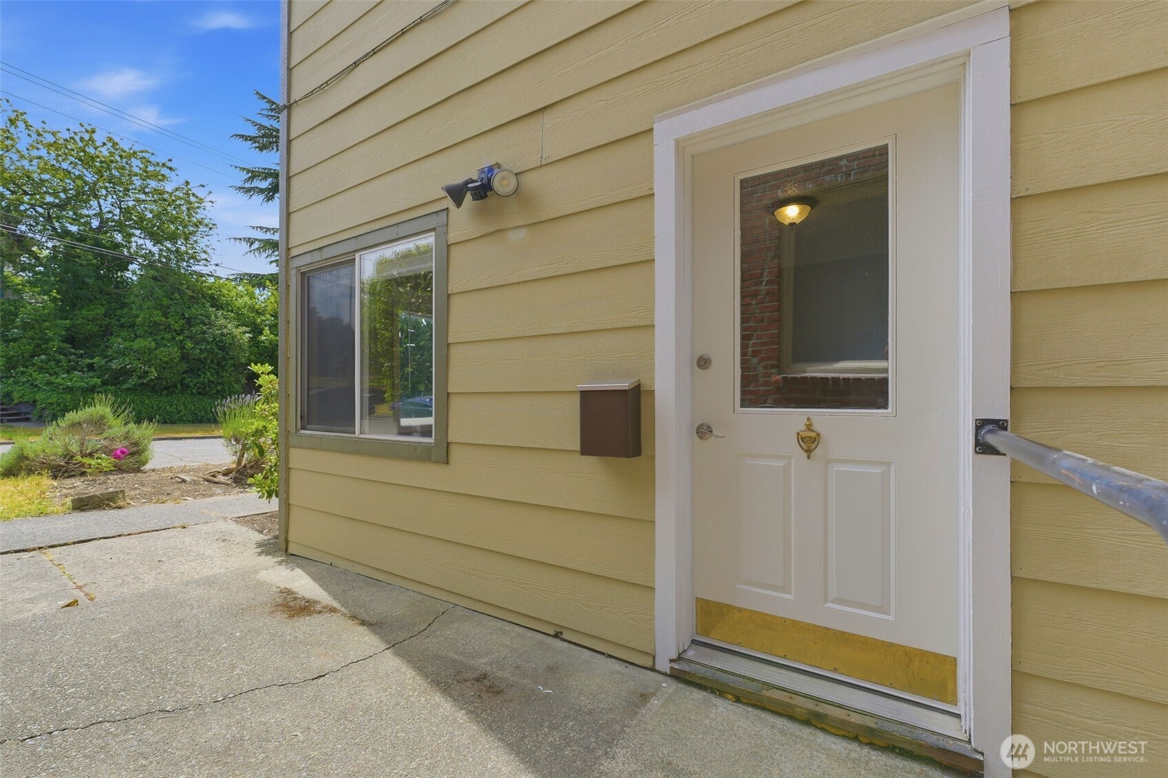 1205 N 11th Street Property Photo 1