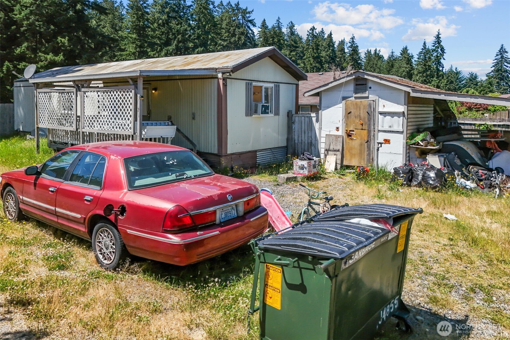 20106 2nd Avenue Property Photo 9