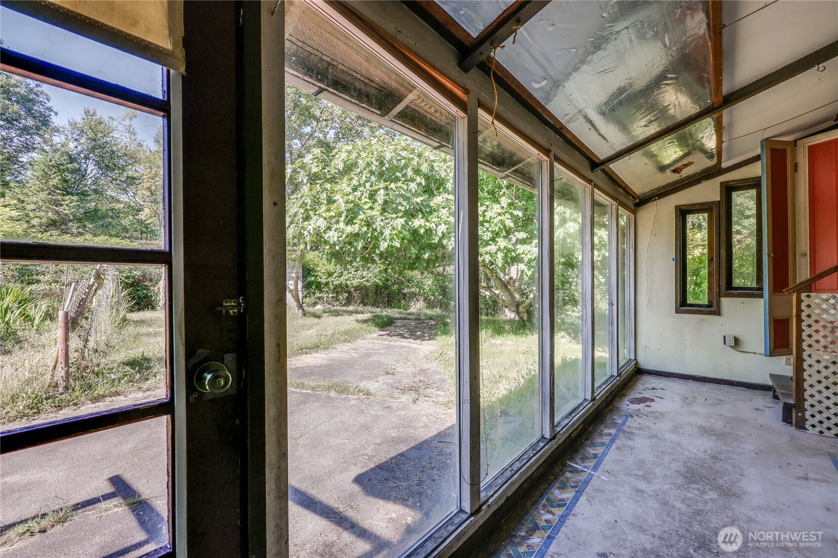 1790 W Valley Road Property Photo 18