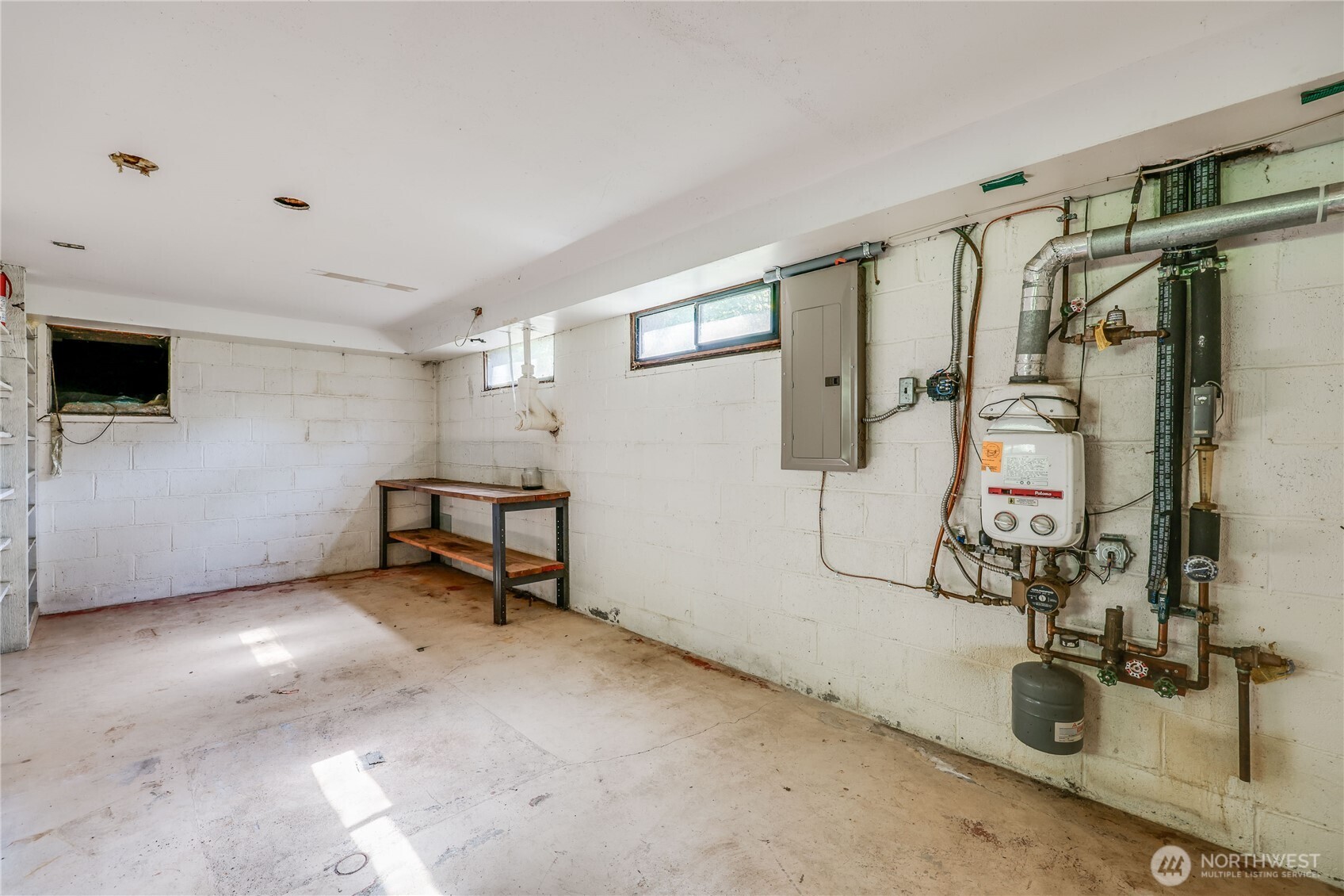1790 W Valley Road Property Photo 26