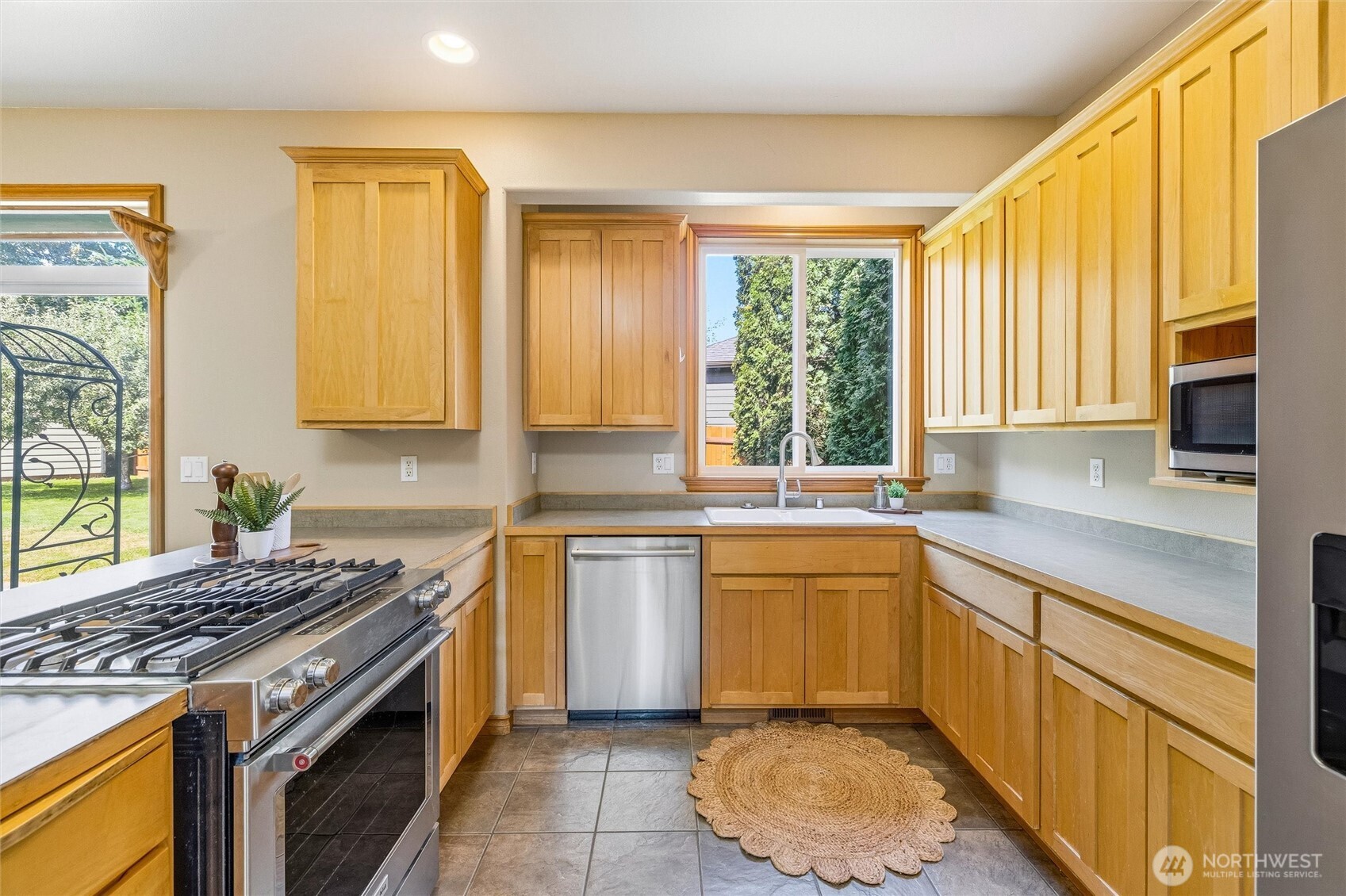 5928 Foxtail Court Property Photo 9