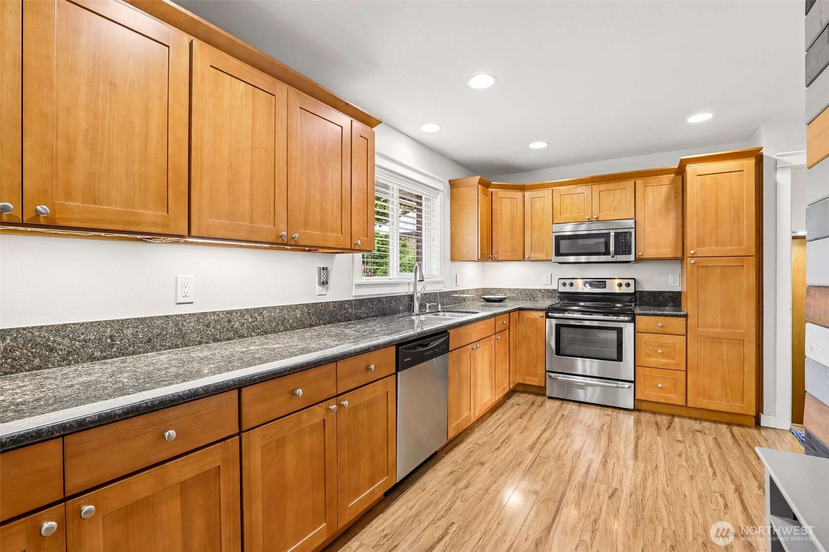 1015 Ne 64th Street Property Photo 7