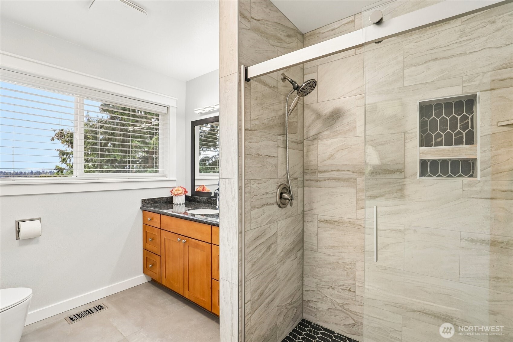 1015 Ne 64th Street Property Photo 14