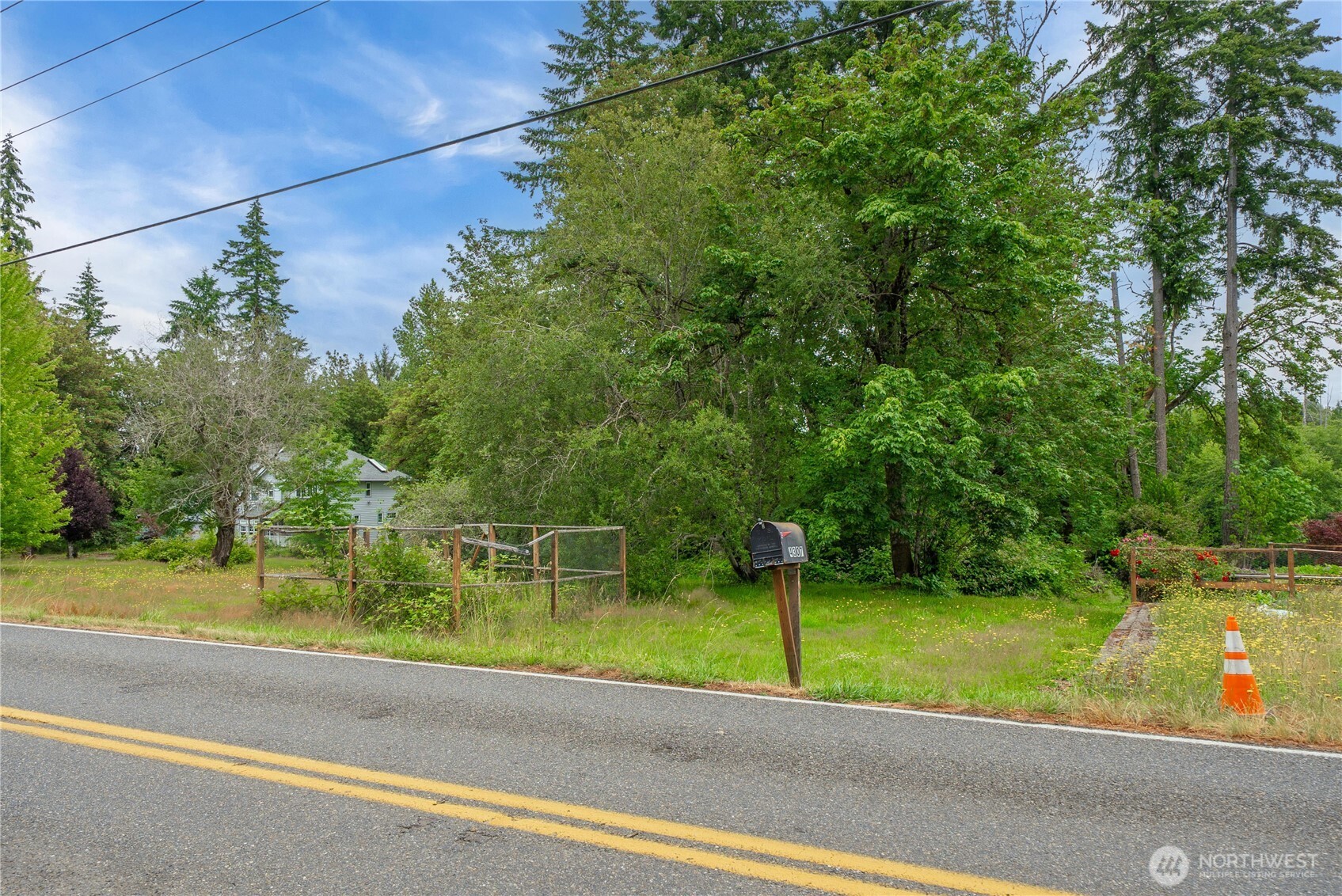 4248 Libby Road Property Photo 5