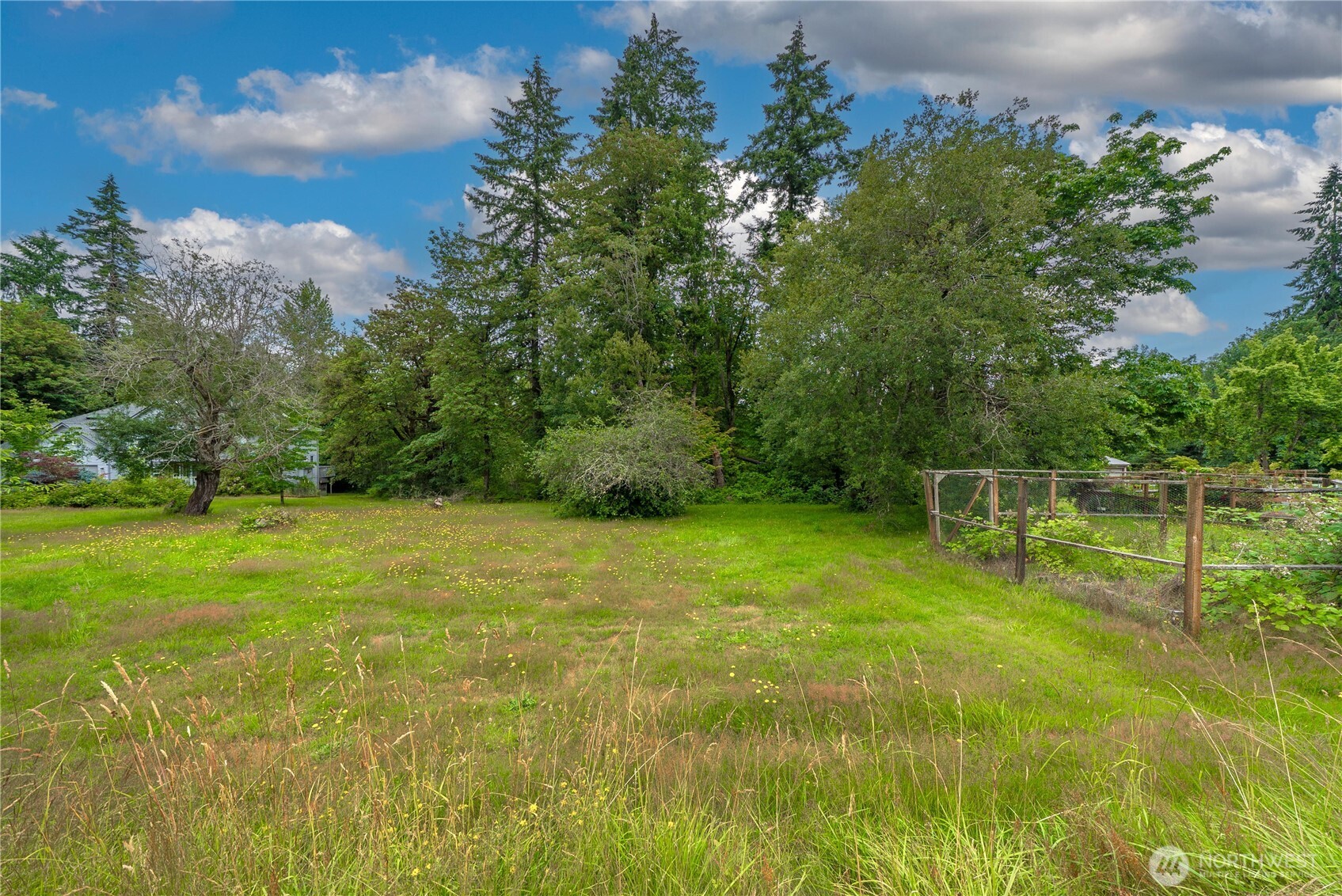 4248 Libby Road Property Photo 6