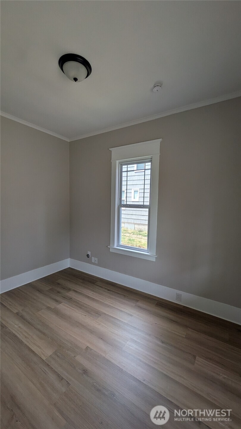 1220 S Adams Street Property Photo 26