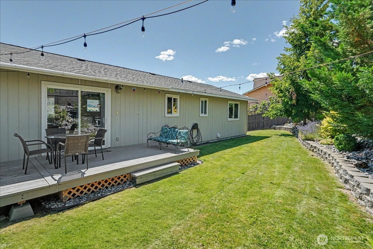 215 San Remo Lane Property Photo 15