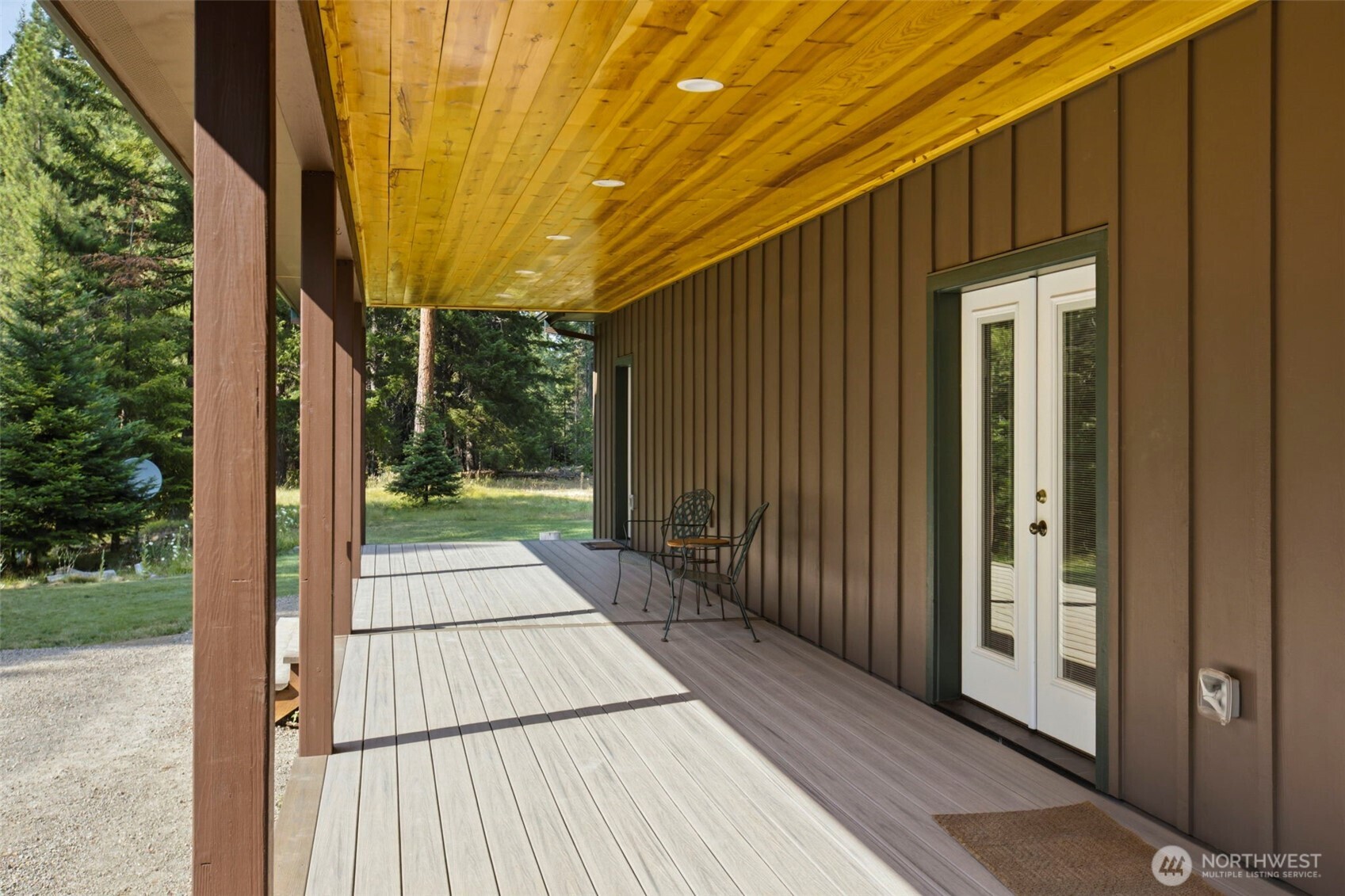 19 Lois Lane Property Photo 2