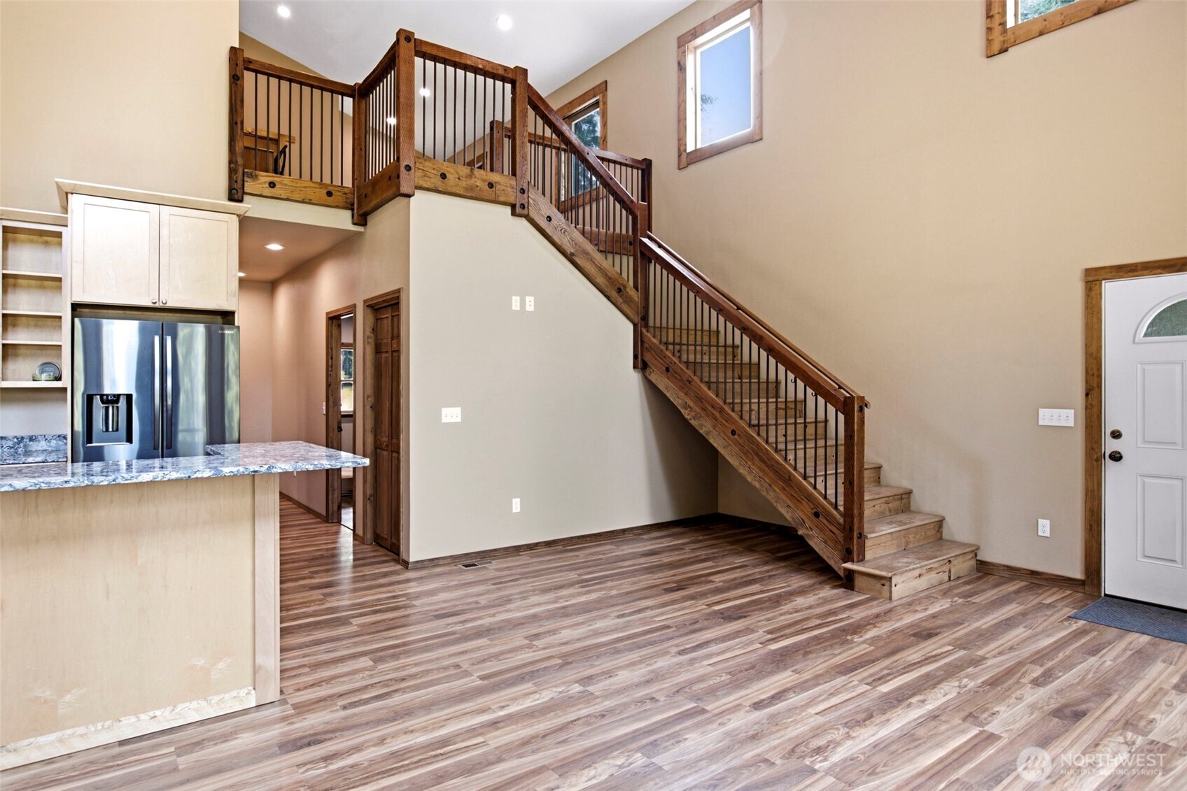 19 Lois Lane Property Photo 10