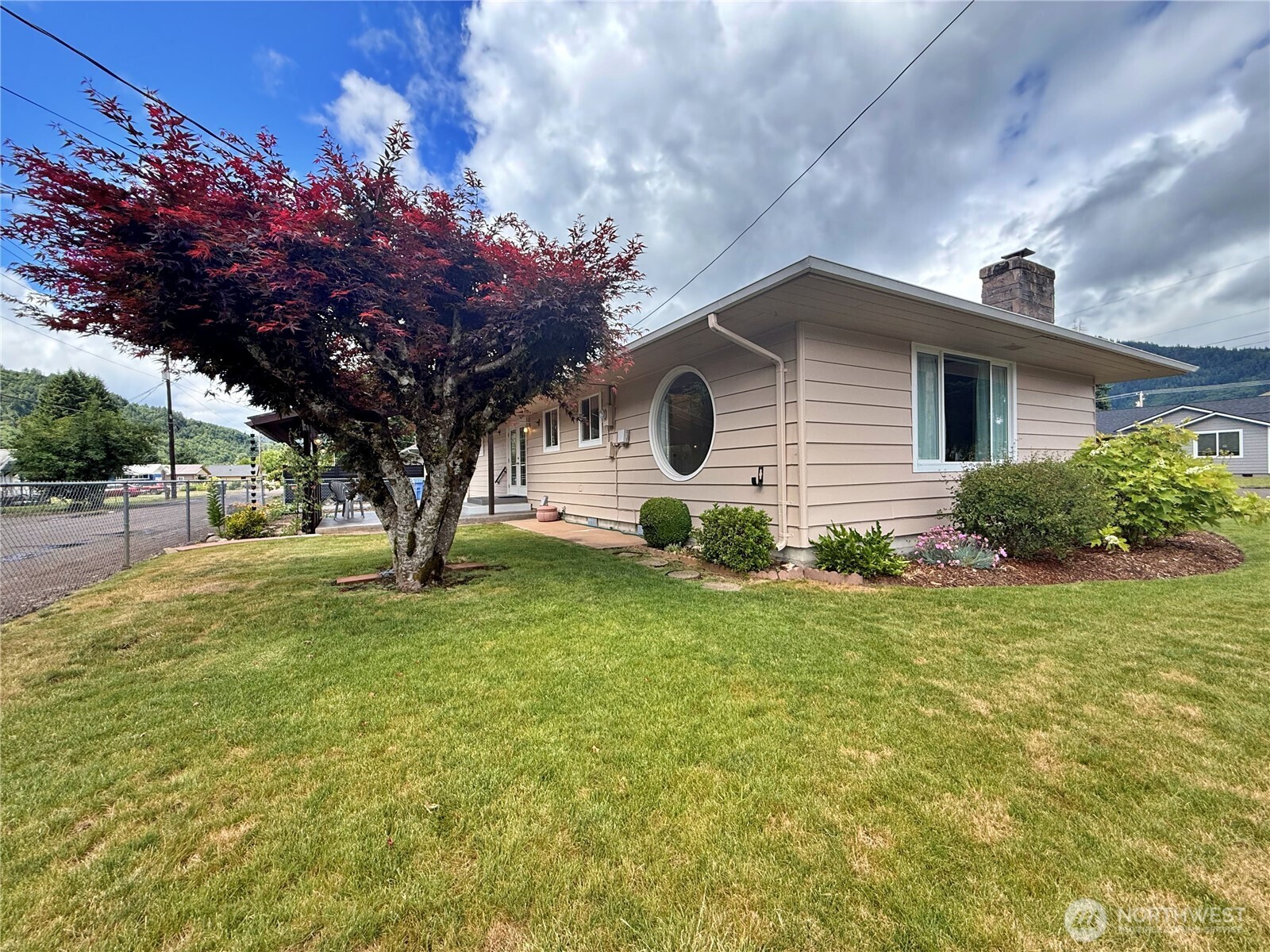 301 Temple Avenue Property Photo 2