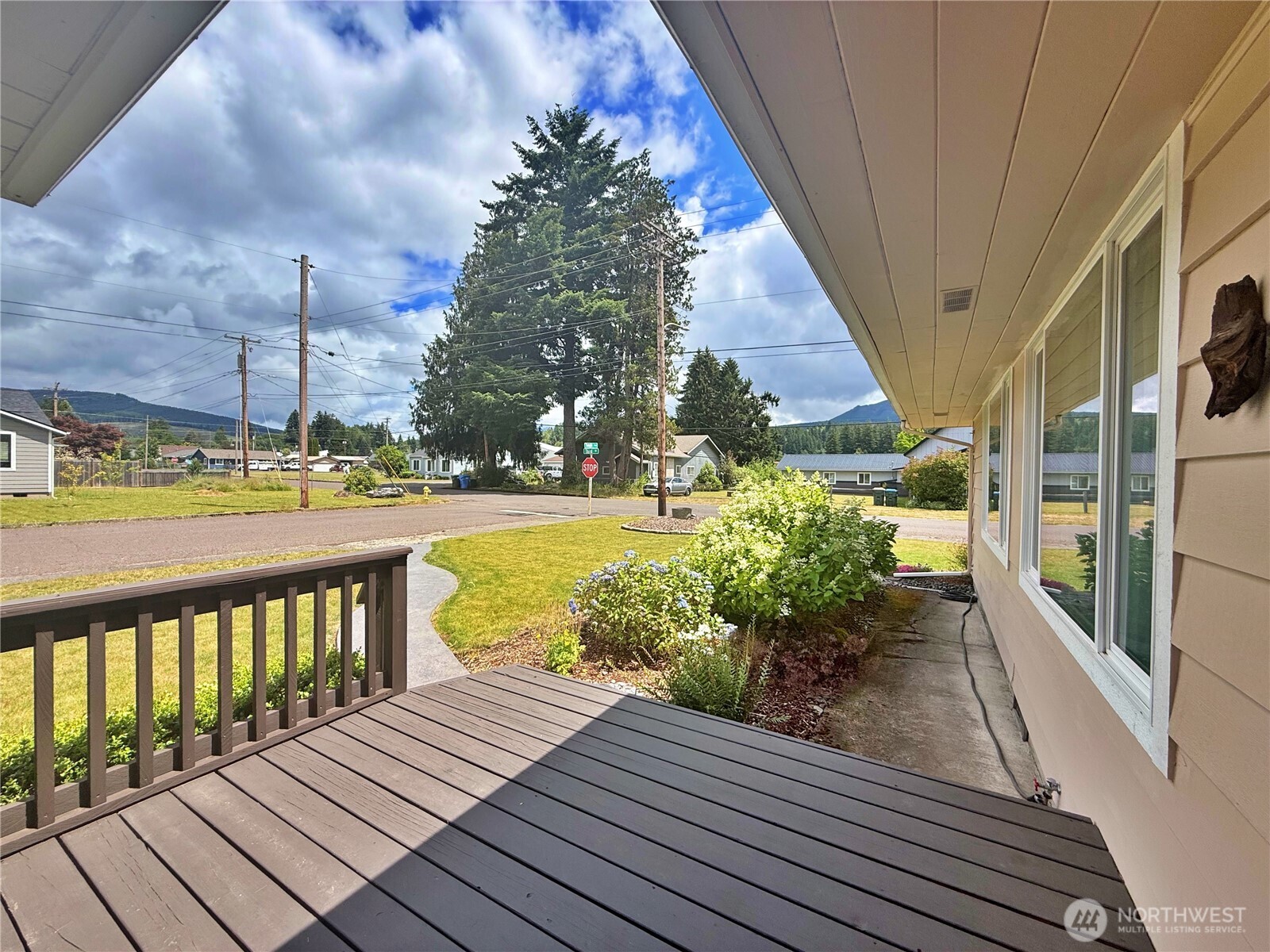301 Temple Avenue Property Photo 6