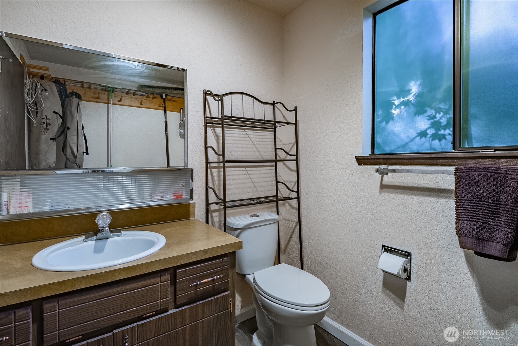 7018 Olympus Way Property Photo 15