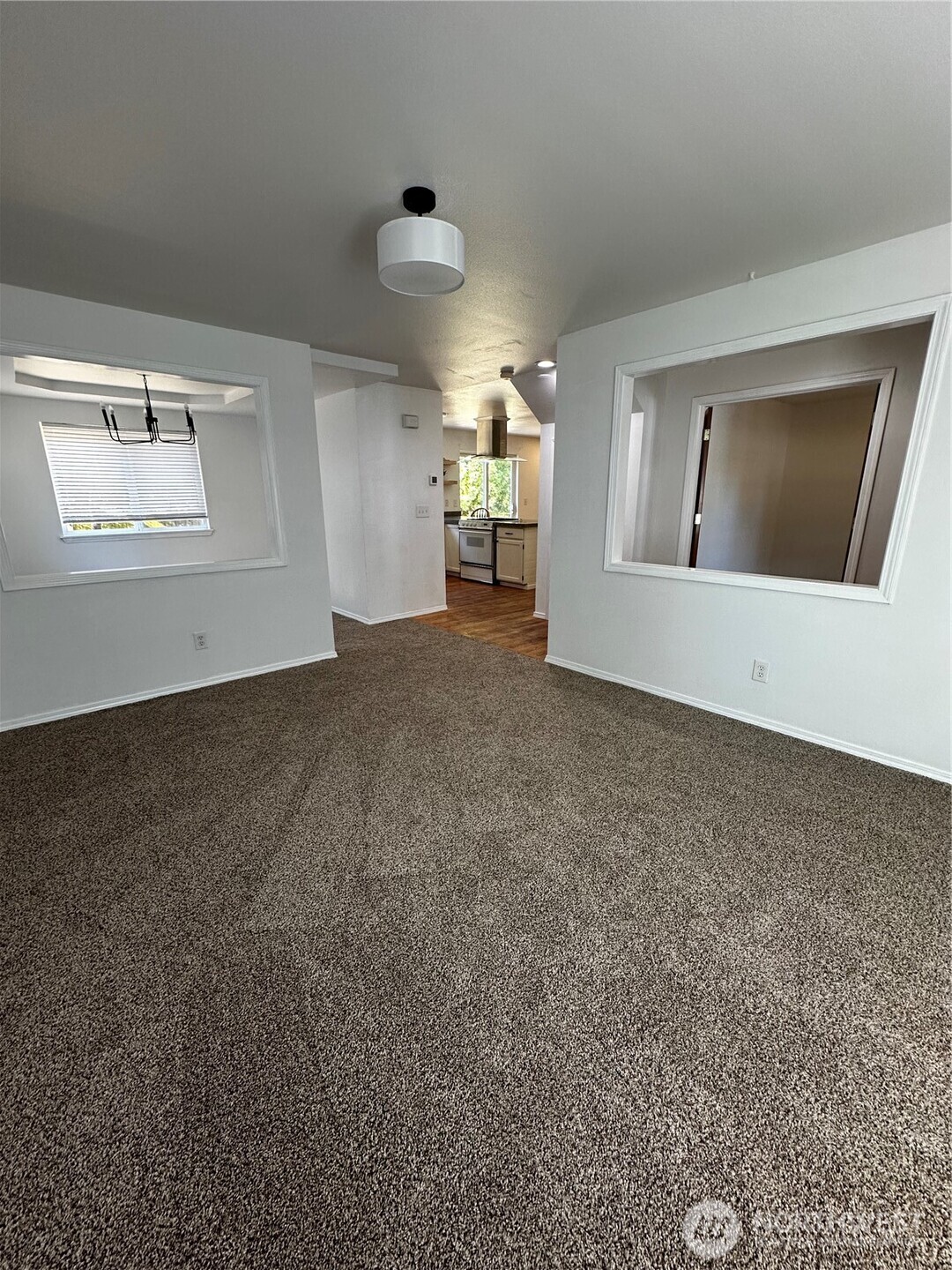 8609 146th St Ct E Property Photo 9
