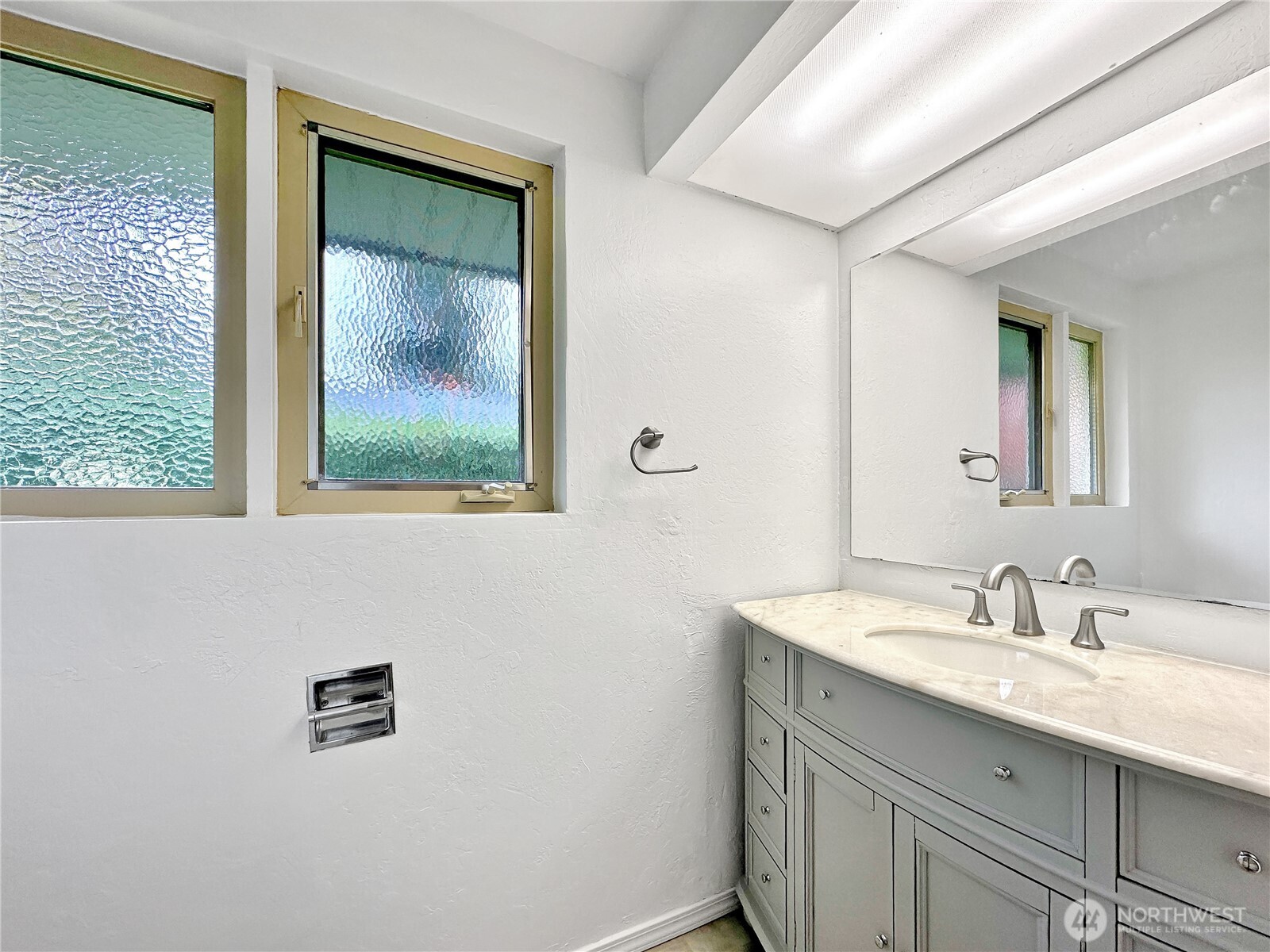 7920 Ne 26th Street Property Photo 11