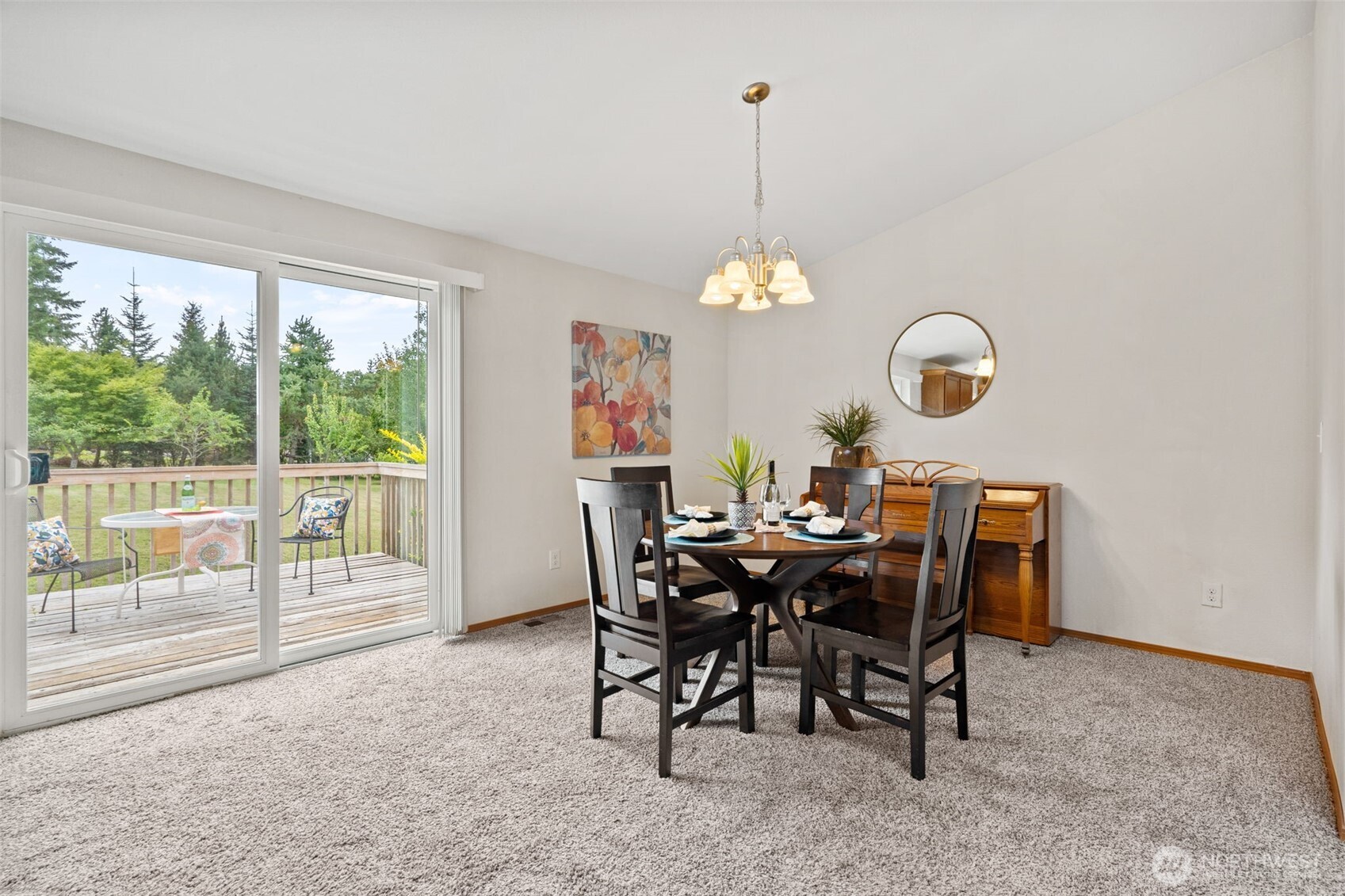 1303 E Alta Drive Property Photo 12