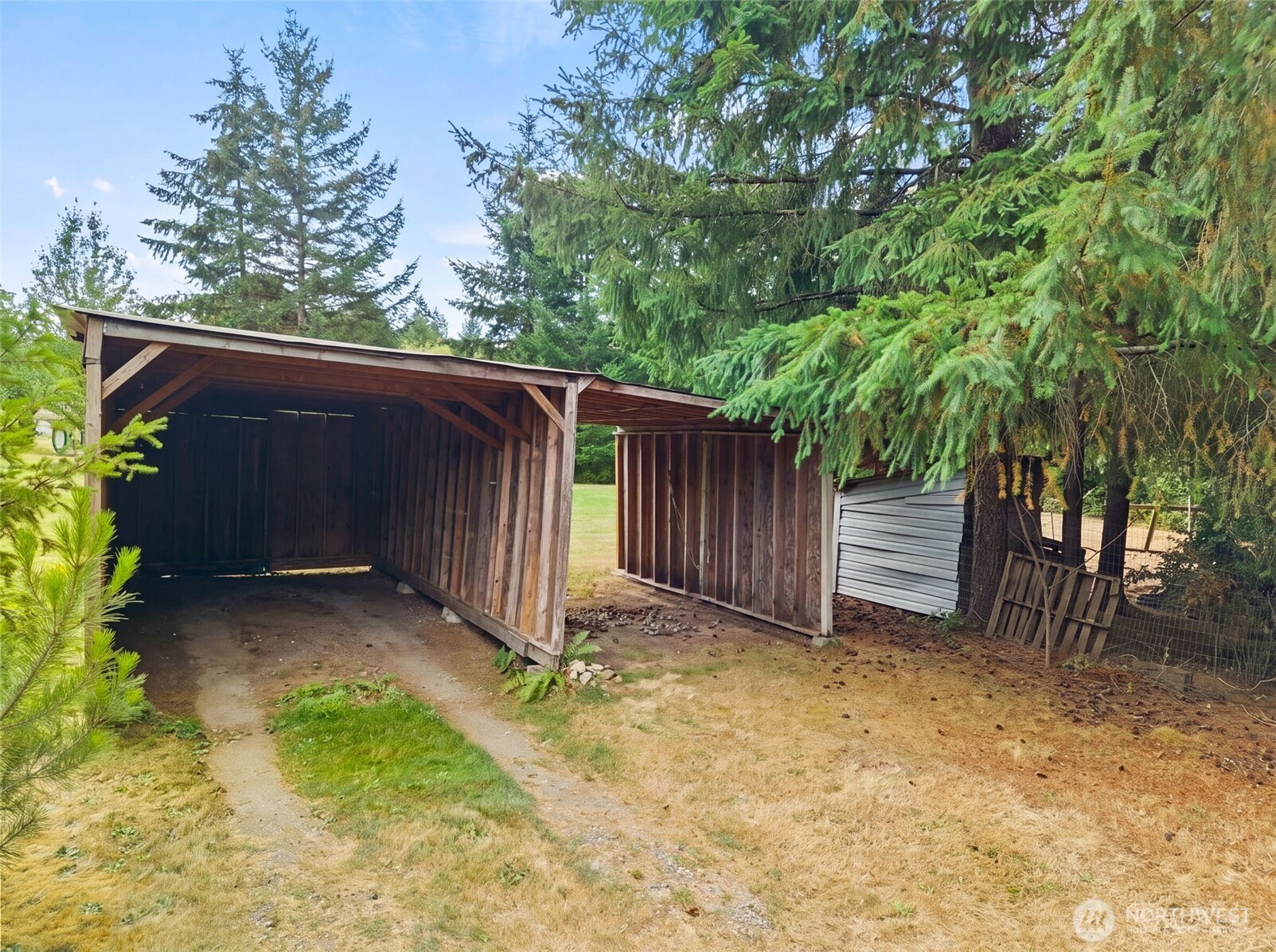 1303 E Alta Drive Property Photo 19