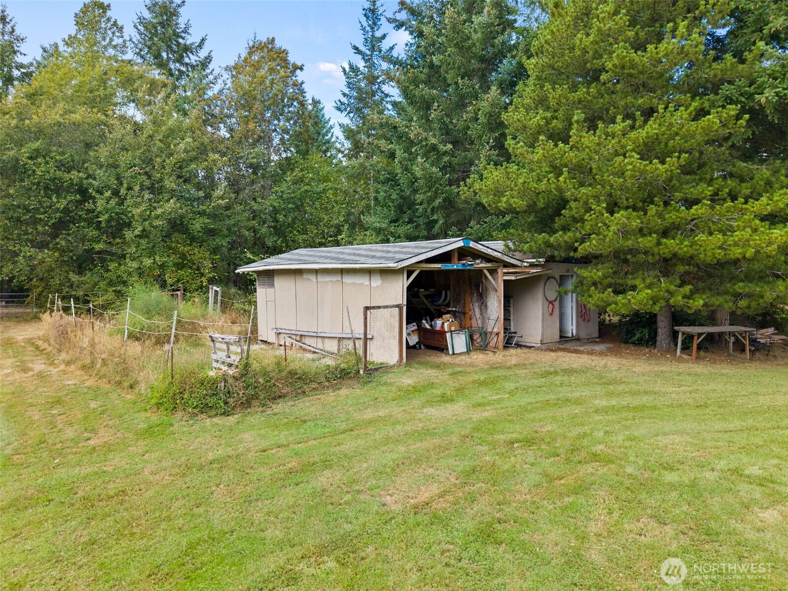 1303 E Alta Drive Property Photo 20