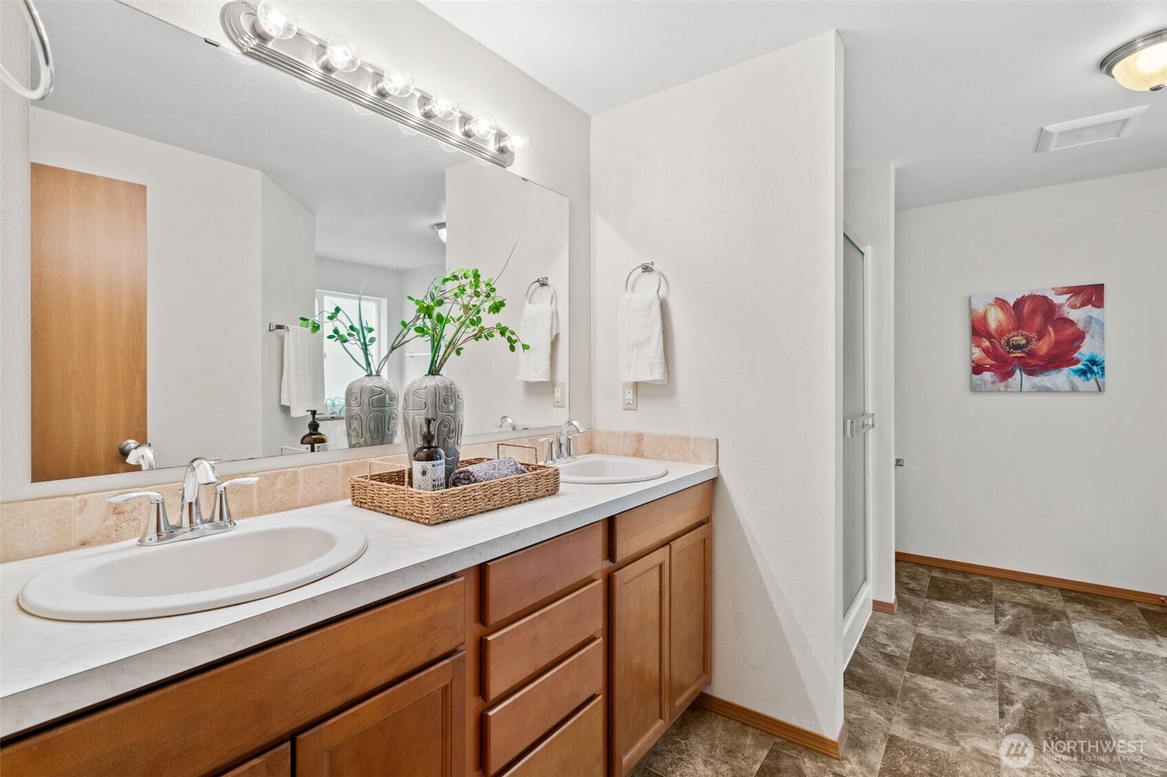 1303 E Alta Drive Property Photo 30