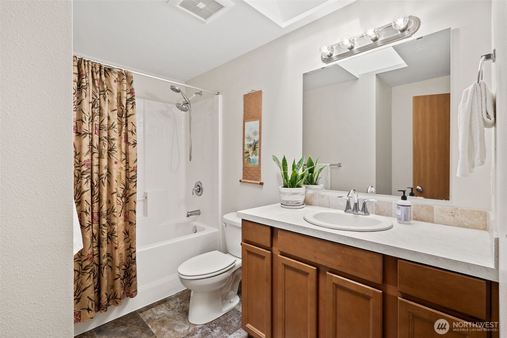 1303 E Alta Drive Property Photo 35