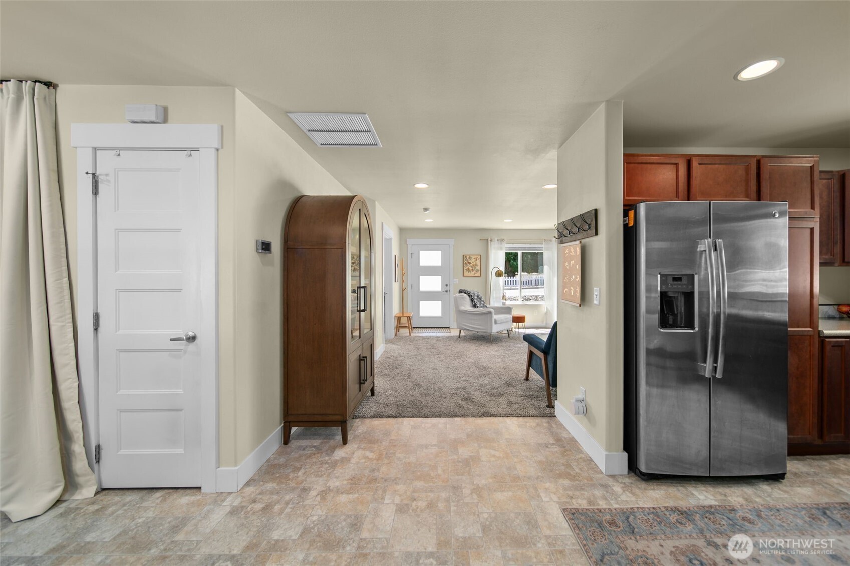 576 Sebastian Way Property Photo 15