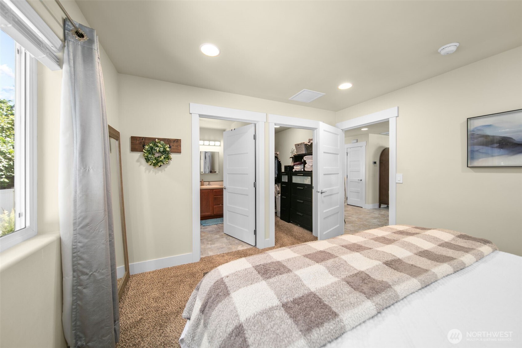 576 Sebastian Way Property Photo 24