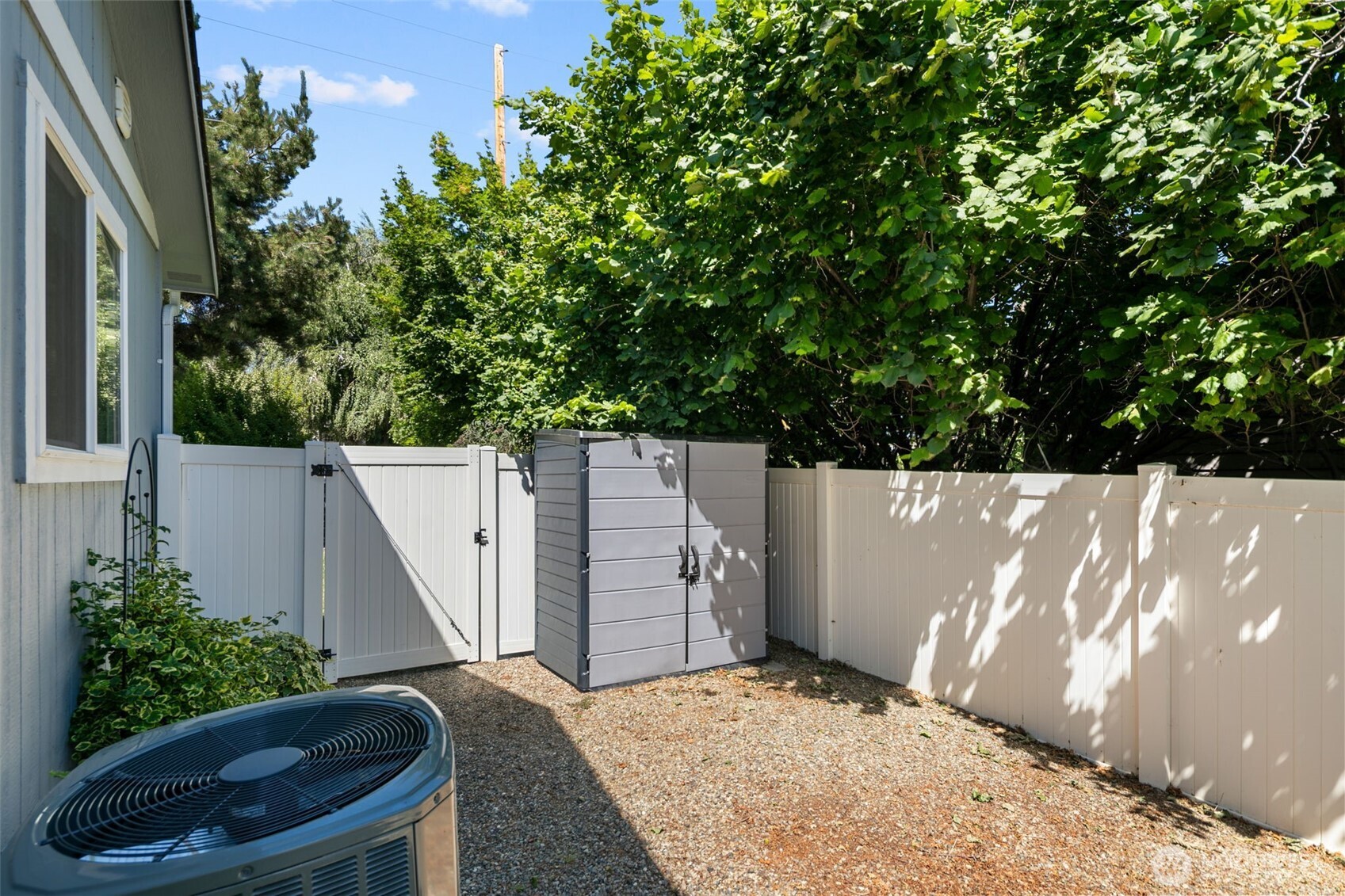 576 Sebastian Way Property Photo 38