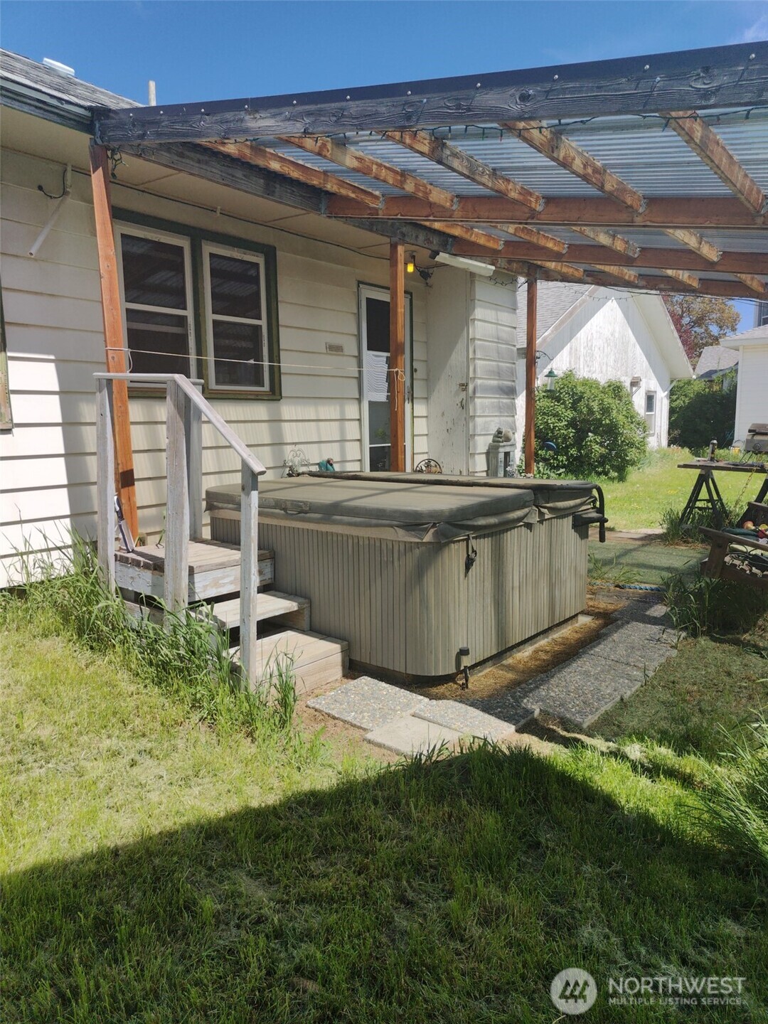 711 Washington Property Photo 2