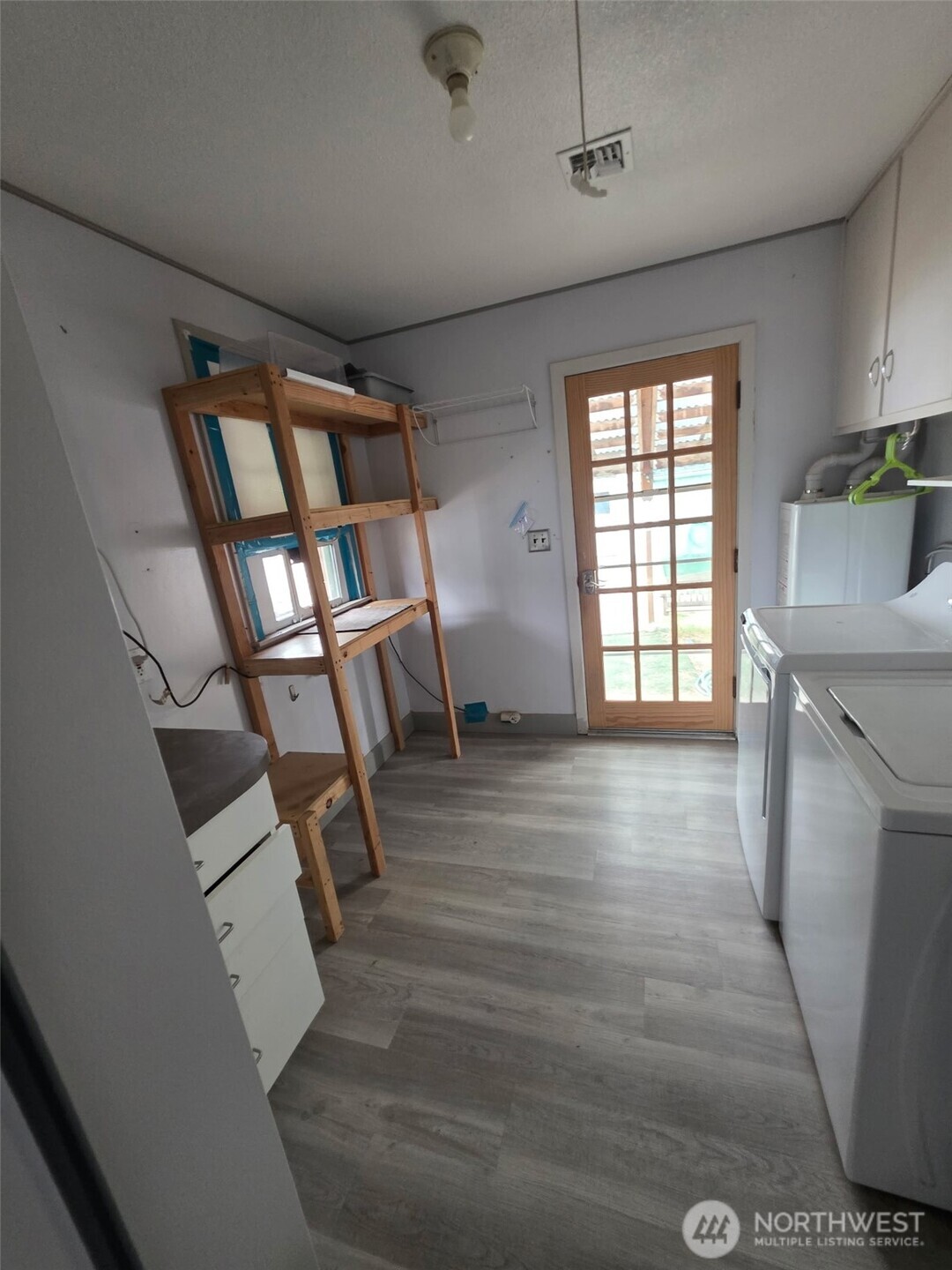 711 Washington Property Photo 16